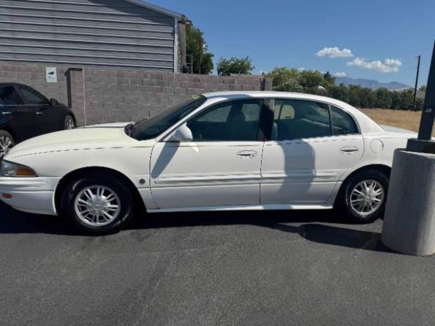 2003 White Buick LeSabre SEDAN 4-DR (1G4HP52K63U) with an 3.8L V6 OHV 12V engine, 4-Speed Automatic transmission, located at 1865 East Red Hills Pkwy, St. George, 84770, (435) 628-0023, 37.120850, -113.543640 - Photo#3