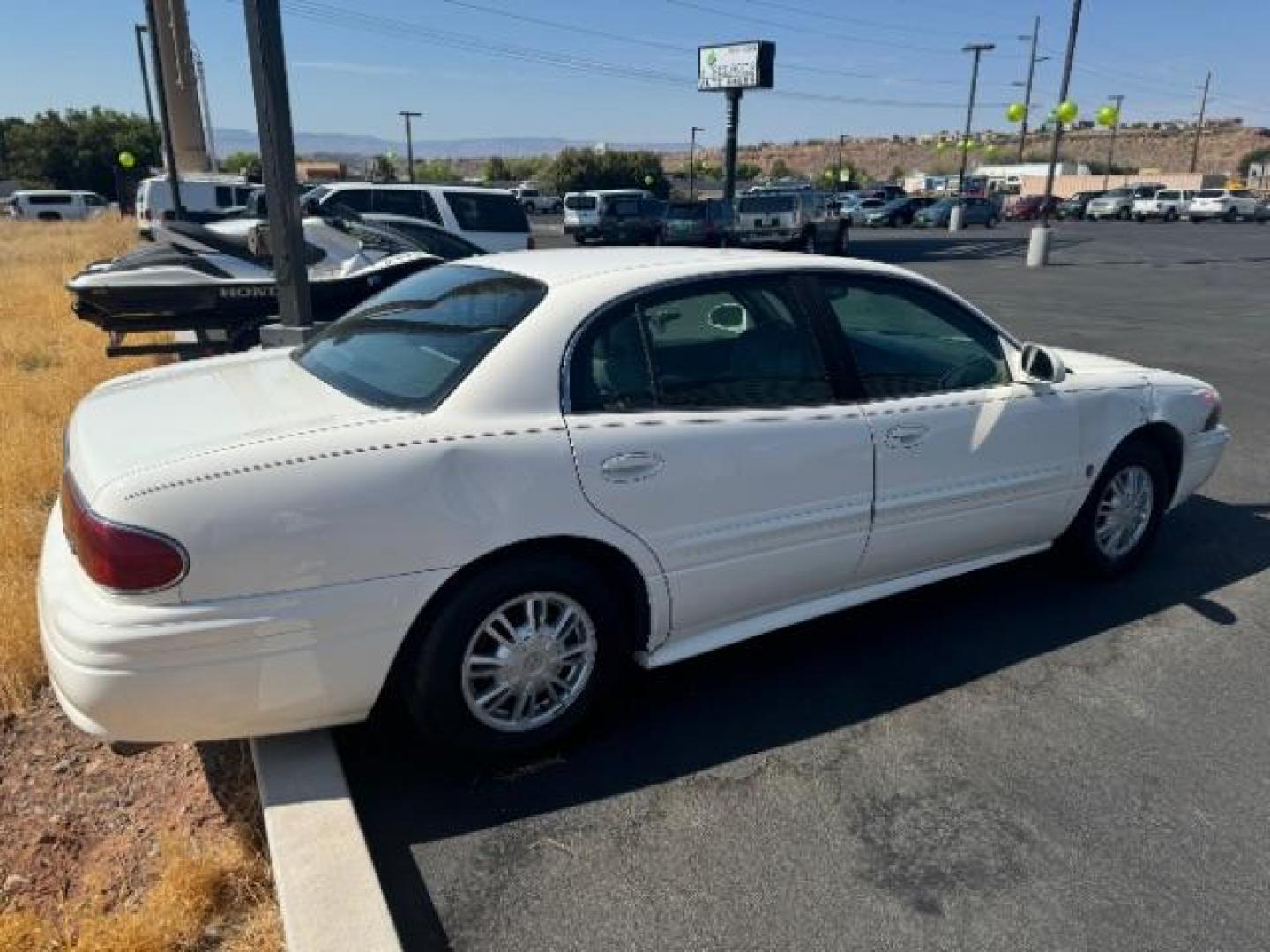 2003 White Buick LeSabre SEDAN 4-DR (1G4HP52K63U) with an 3.8L V6 OHV 12V engine, 4-Speed Automatic transmission, located at 1865 East Red Hills Pkwy, St. George, 84770, (435) 628-0023, 37.120850, -113.543640 - Photo#4