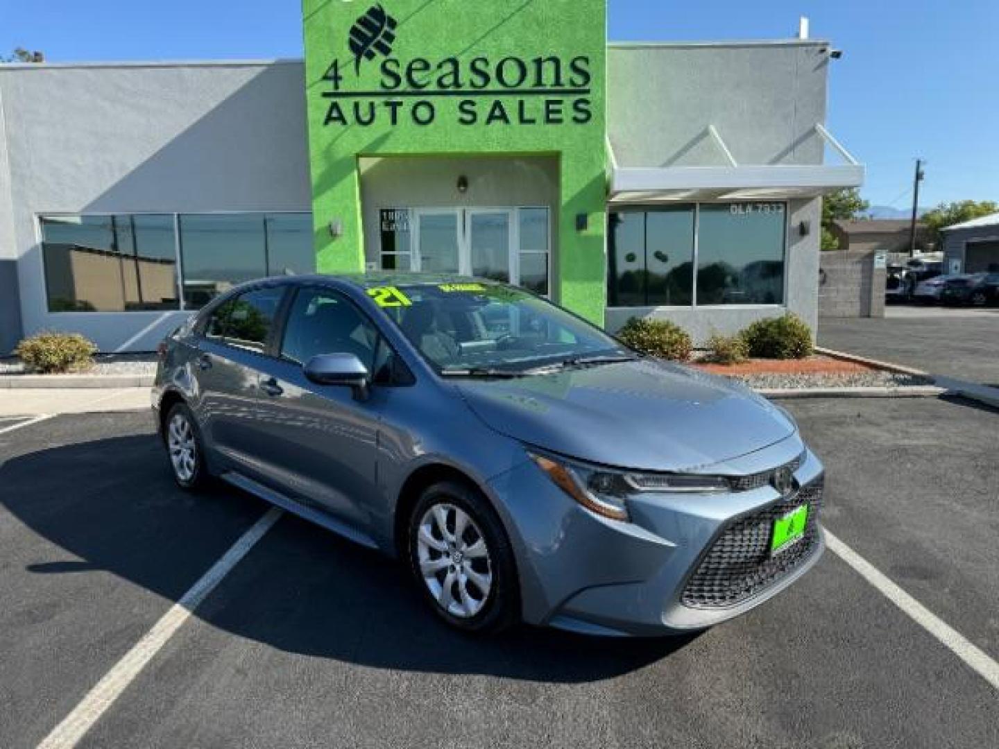 2021 Blue /Black Toyota Corolla LE (5YFEPMAEXMP) with an 1.8L L4 DOHC 16V engine, Continuously Variable Transmission transmission, located at 940 North Main Street, Cedar City, UT, 84720, (435) 628-0023, 37.692936, -113.061897 - We specialize in helping ALL people get the best financing available. No matter your credit score, good, bad or none we can get you an amazing rate. Had a bankruptcy, divorce, or repossessions? We give you the green light to get your credit back on the road. Low down and affordable payments that fit - Photo#0