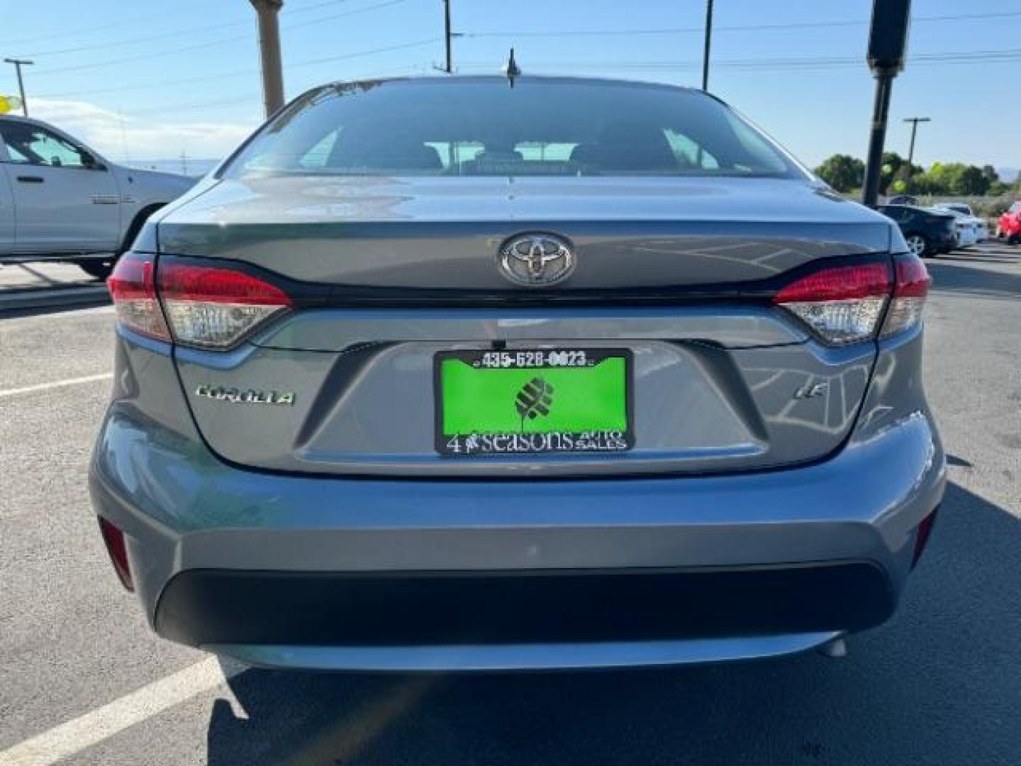 2021 Blue /Black Toyota Corolla LE (5YFEPMAEXMP) with an 1.8L L4 DOHC 16V engine, Continuously Variable Transmission transmission, located at 940 North Main Street, Cedar City, UT, 84720, (435) 628-0023, 37.692936, -113.061897 - We specialize in helping ALL people get the best financing available. No matter your credit score, good, bad or none we can get you an amazing rate. Had a bankruptcy, divorce, or repossessions? We give you the green light to get your credit back on the road. Low down and affordable payments that fit - Photo#5