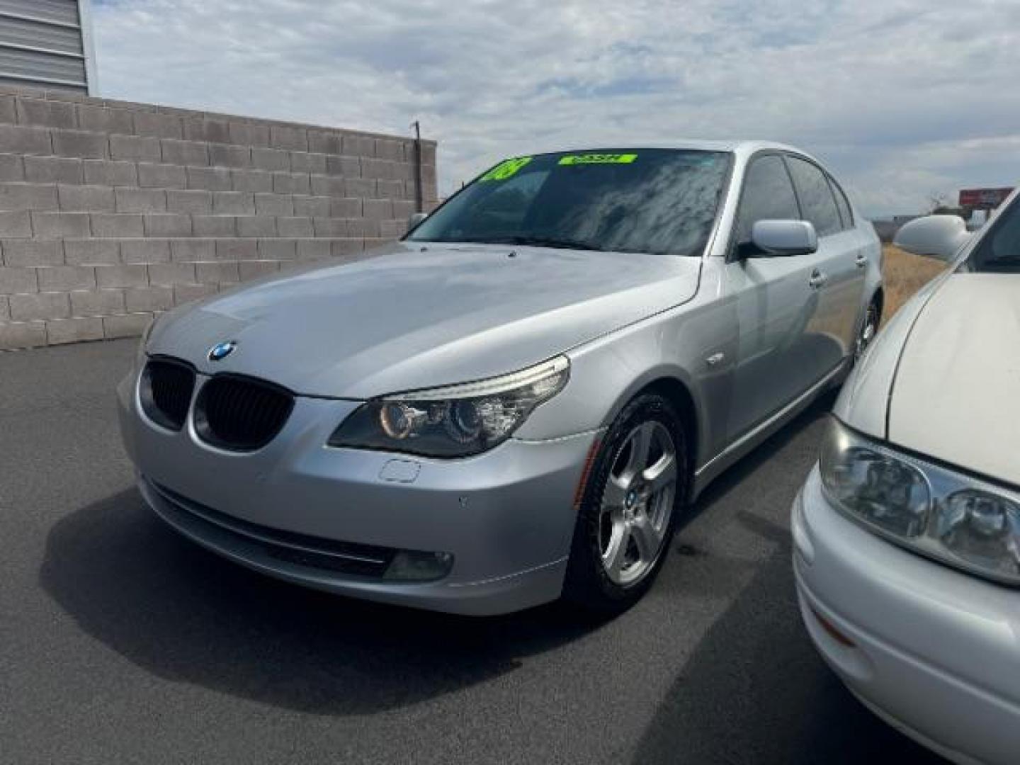 2008 Titanium Silver Metallic BMW 5-Series SEDAN 4-DR (WBANV93568C) with an 3.0L L6 DOHC 24V engine, located at 1865 East Red Hills Pkwy, St. George, 84770, (435) 628-0023, 37.120850, -113.543640 - This vehicle is a Mechanic Special. This means it will need some love. Runs a drives fine but has body damage, leaks or other mechanical issues. It did NOT pass our 50 point inspection. Get a great deal on a less than perfect car. These cars do NOT qualify for our in house financing. Cash and carry, - Photo#2