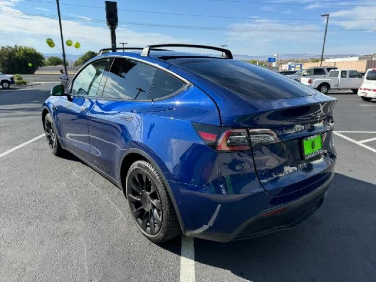 2020 Deep Blue Metallic /All Black, leatherette Tesla Model Y Long Range (5YJYGDEE2LF) with an ELECTRIC engine, 1-Speed Automatic transmission, located at 1865 East Red Hills Pkwy, St. George, 84770, (435) 628-0023, 37.120850, -113.543640 - Beautiful Long Range AWD Model Y. Excellent condition with 120k mile warranty on battery and motor. Tires are great, has roof rack, Battery still gets 285 on full charge (93% of original). ***May qualify for $4,000 EV cashback rebate*** We are setup with the IRS to directly file credit and recieve - Photo#4