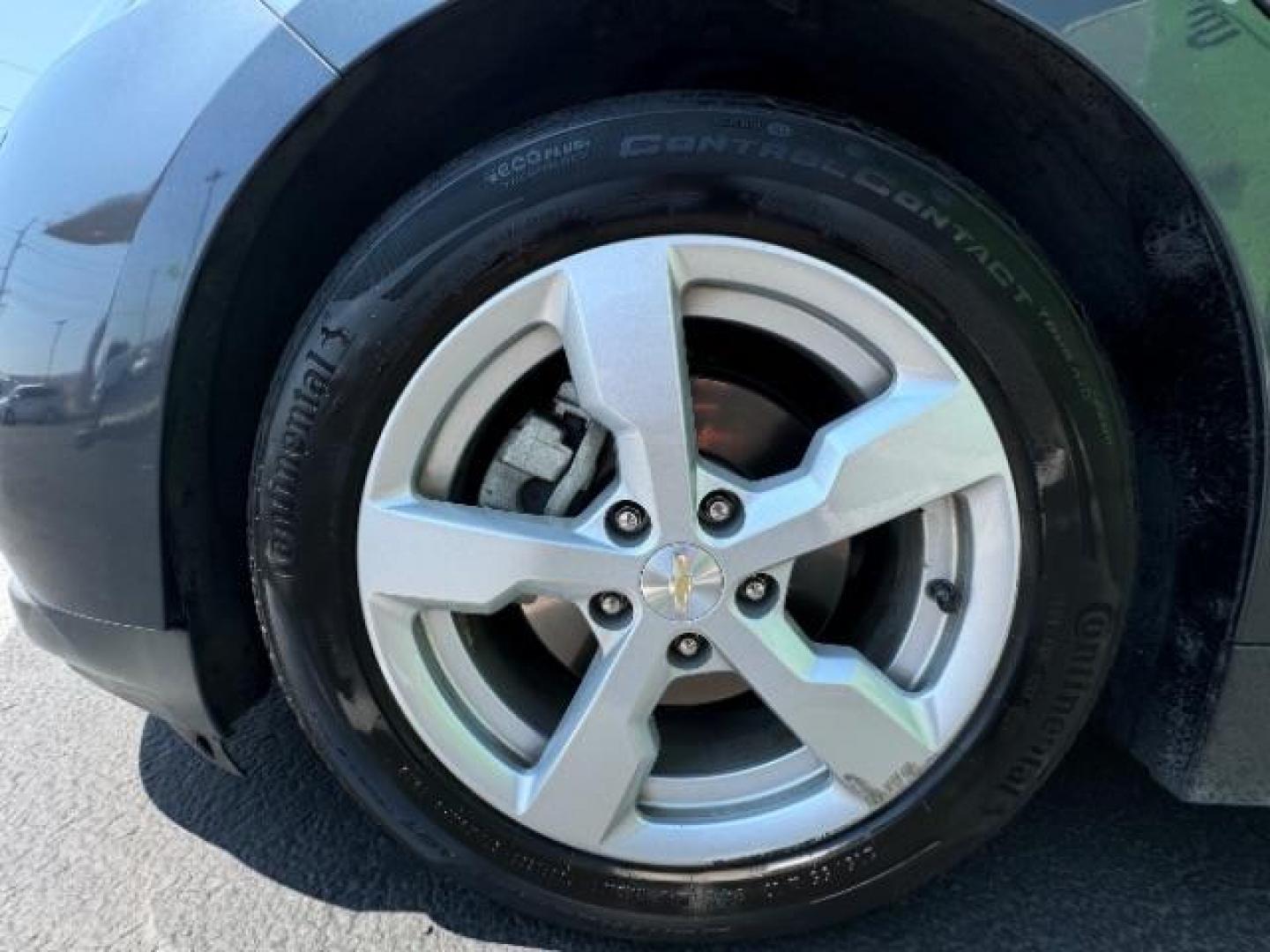 2013 Gray /Black Chevrolet Volt Premium w/ Navigation and LEP (1G1RH6E48DU) with an 1.4L L4 DOHC 16V PLUG-IN HYBRID engine, Continuously Variable Transmission transmission, located at 1865 East Red Hills Pkwy, St. George, 84770, (435) 628-0023, 37.120850, -113.543640 - Photo#11