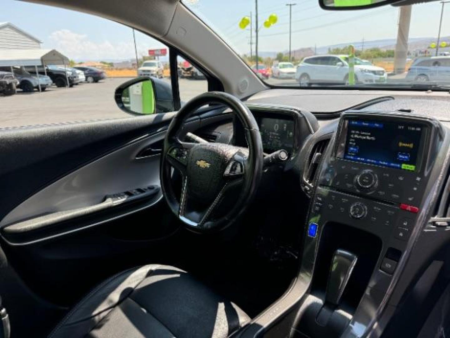 2013 Gray /Black Chevrolet Volt Premium w/ Navigation and LEP (1G1RH6E48DU) with an 1.4L L4 DOHC 16V PLUG-IN HYBRID engine, Continuously Variable Transmission transmission, located at 1865 East Red Hills Pkwy, St. George, 84770, (435) 628-0023, 37.120850, -113.543640 - Photo#34