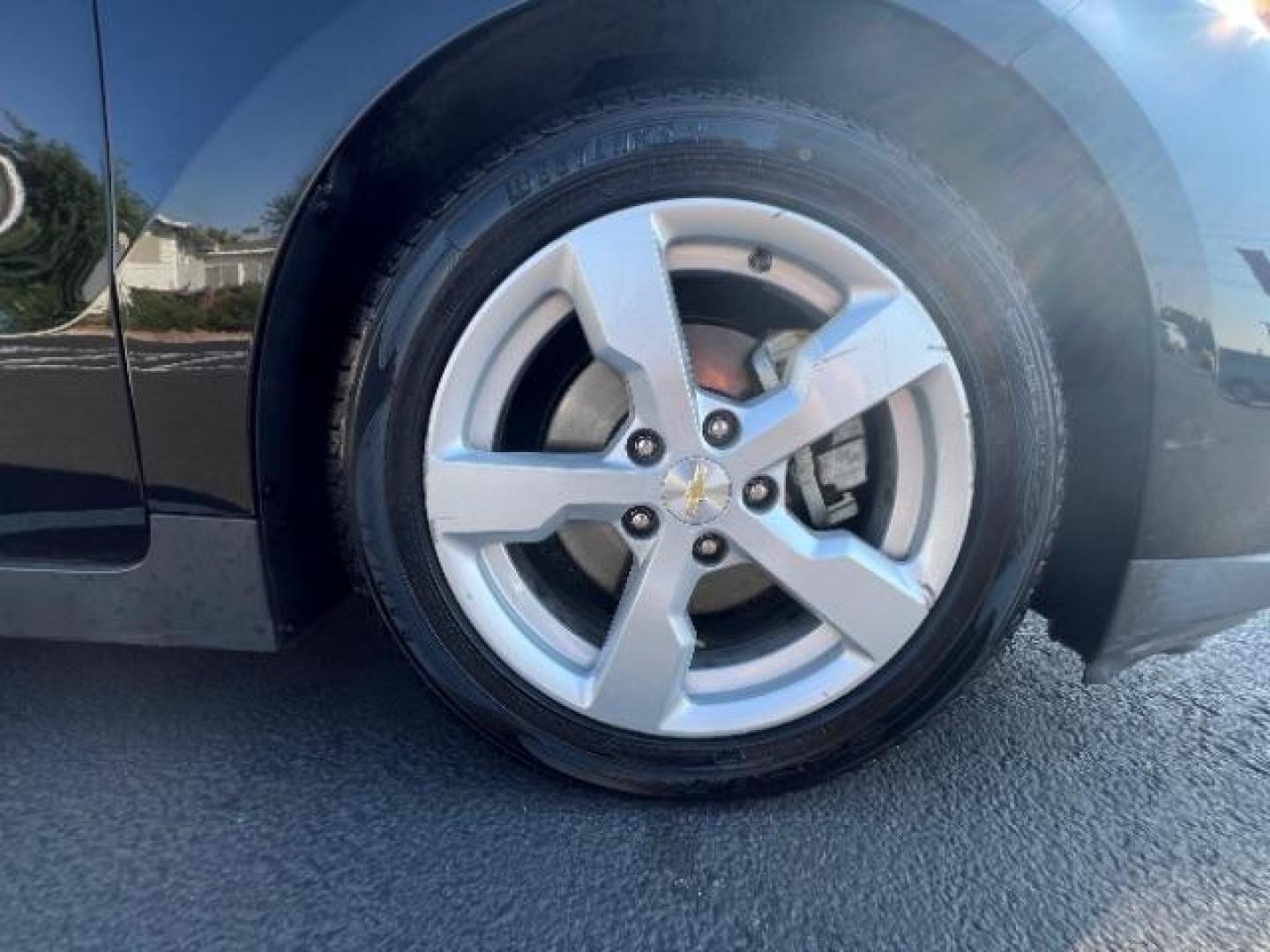 2014 Black /Black Interior Chevrolet Volt Premium w/ LEP (1G1RF6E41EU) with an 1.4L L4 DOHC 16V PLUG-IN HYBRID engine, Continuously Variable Transmission transmission, located at 1865 East Red Hills Pkwy, St. George, 84770, (435) 628-0023, 37.120850, -113.543640 - Photo#10