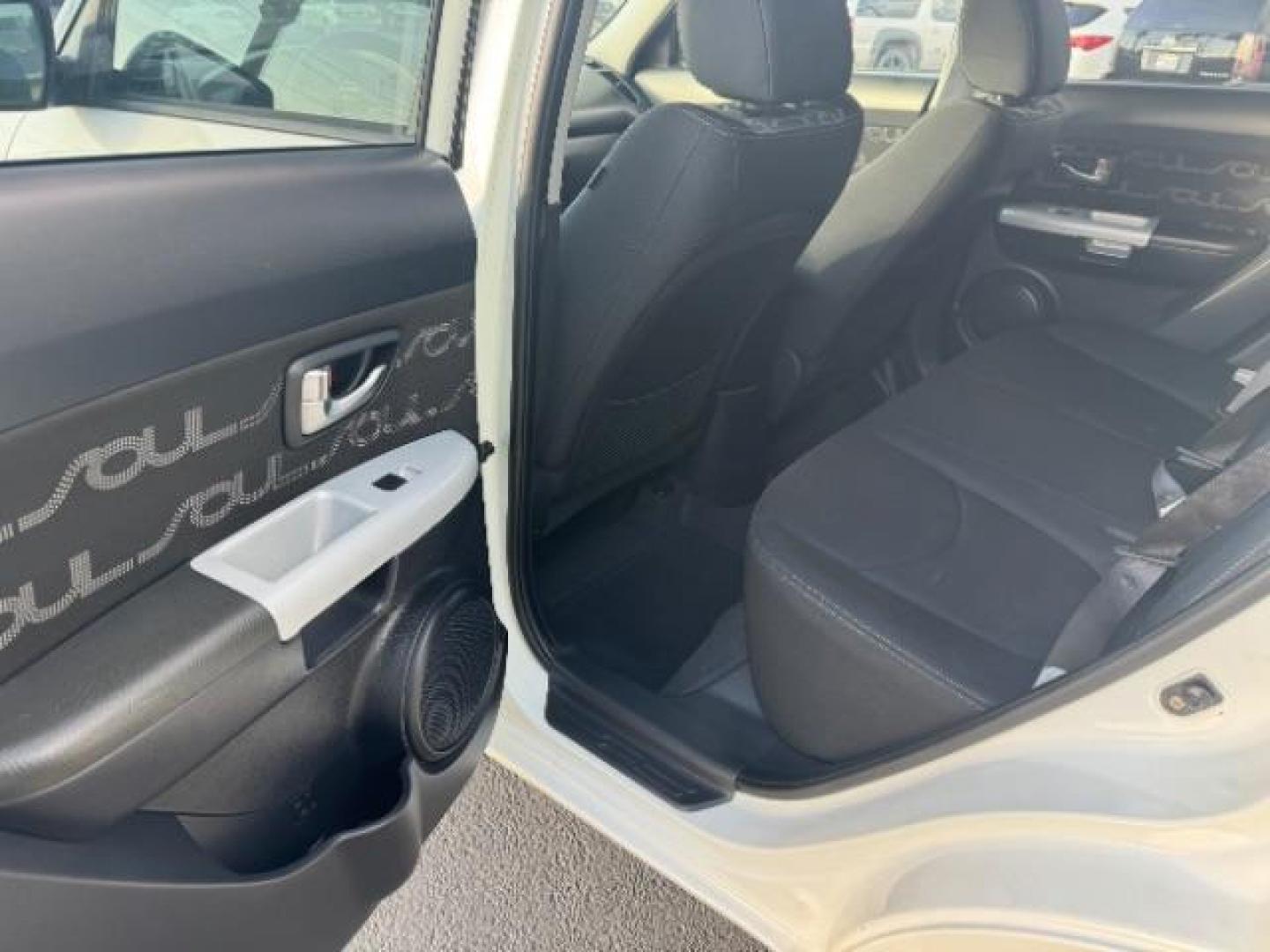 2012 White /Sand/Black Cloth Interior Kia Soul ! (KNDJT2A61C7) with an 2.0L L4 DOHC 16V engine, located at 940 North Main Street, Cedar City, UT, 84720, (435) 628-0023, 37.692936, -113.061897 - Photo#20