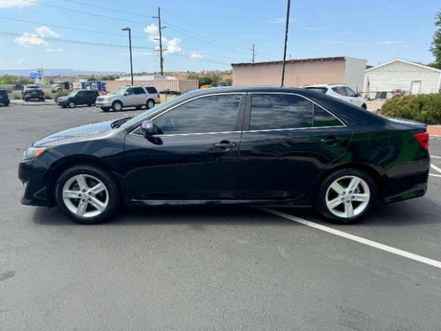 2013 Attitude Black Metallic /Black Toyota Camry SE (4T1BF1FK6DU) with an 2.5L L4 DOHC 16V engine, 6-Speed Automatic transmission, located at 940 North Main Street, Cedar City, UT, 84720, (435) 628-0023, 37.692936, -113.061897 - We specialize in helping ALL people get the best financing available. No matter your credit score, good, bad or none we can get you an amazing rate. Had a bankruptcy, divorce, or repossessions? We give you the green light to get your credit back on the road. Low down and affordable payments that fit - Photo#3