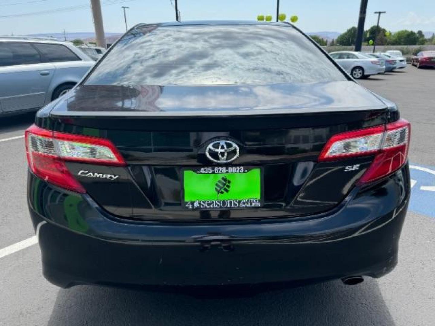 2013 Attitude Black Metallic /Black Toyota Camry SE (4T1BF1FK6DU) with an 2.5L L4 DOHC 16V engine, 6-Speed Automatic transmission, located at 940 North Main Street, Cedar City, UT, 84720, (435) 628-0023, 37.692936, -113.061897 - We specialize in helping ALL people get the best financing available. No matter your credit score, good, bad or none we can get you an amazing rate. Had a bankruptcy, divorce, or repossessions? We give you the green light to get your credit back on the road. Low down and affordable payments that fit - Photo#5