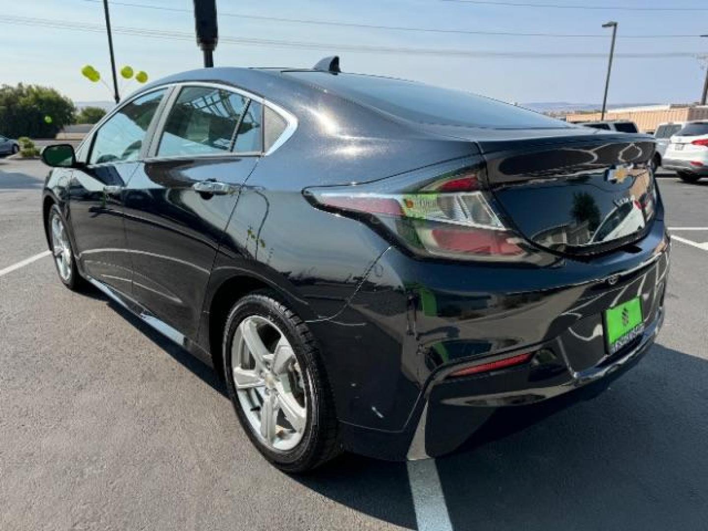 2017 Mosaic Black Metallic /Jet Black/Jet Black, leather Chevrolet Volt LT (1G1RC6S59HU) with an 1.5L L4 DOHC 16V PLUG-IN HYBRID engine, Continuously Variable Transmission transmission, located at 940 North Main Street, Cedar City, UT, 84720, (435) 628-0023, 37.692936, -113.061897 - ***This vehicle qualifies for the EV/Hybrid tax rebate of up to $4,000*** We are setup with the IRS to recieve direct payments within 72 hours. We file the rebate online with IRS and can credit it to your down payment, reduce the sales price OR give you cashback!! These cars will not last and can o - Photo#4