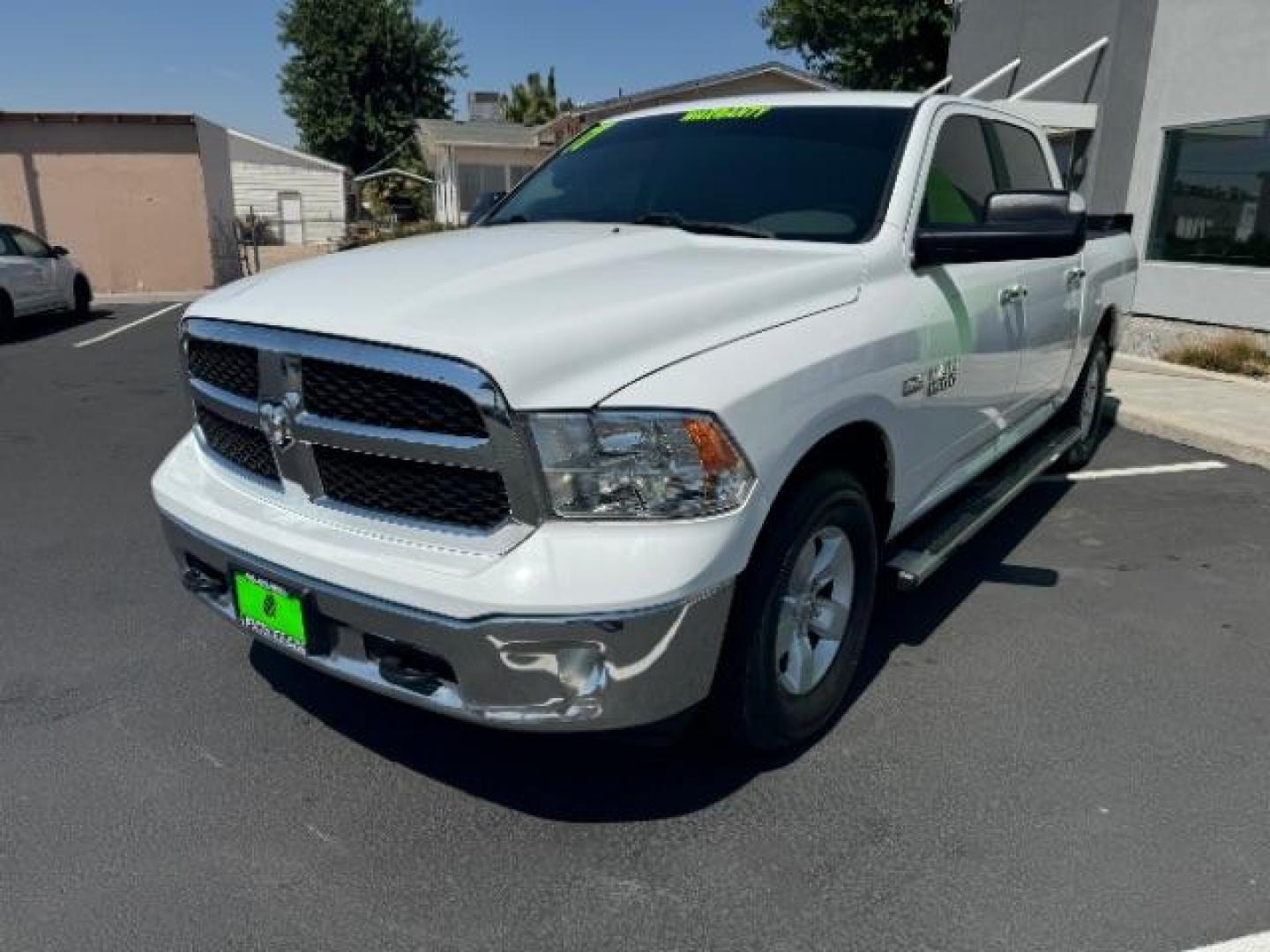 2017 White /Black/Diesel Gray, cloth RAM 1500 SLT Crew Cab SWB 4WD (1C6RR7LT5HS) with an 5.7L V8 OHV 16V engine, 8-Speed Automatic transmission, located at 1865 East Red Hills Pkwy, St. George, 84770, (435) 628-0023, 37.120850, -113.543640 - We specialize in helping ALL people get the best financing available. No matter your credit score, good, bad or none we can get you an amazing rate. Had a bankruptcy, divorce, or repossessions? We give you the green light to get your credit back on the road. Low down and affordable payments that fit - Photo#2