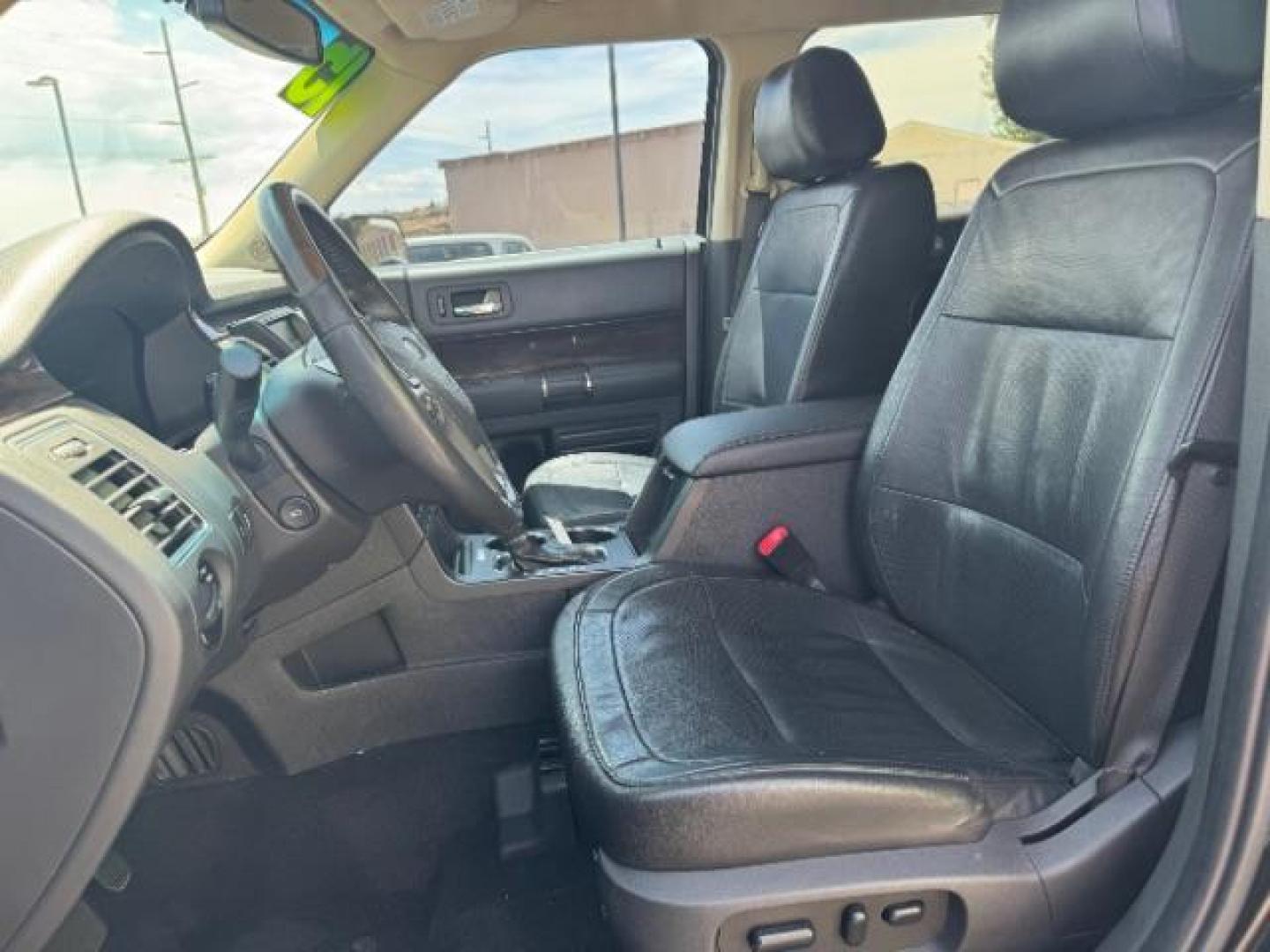 2015 Tuxedo Black Metallic /Charcoal Black, leather Ford Flex Limited FWD (2FMGK5D84FB) with an 3.5L V6 DOHC 24V engine, 6-Speed Automatic Overdrive transmission, located at 940 North Main Street, Cedar City, UT, 84720, (435) 628-0023, 37.692936, -113.061897 - We specialize in helping ALL people get the best financing available. No matter your credit score, good, bad or none we can get you an amazing rate. Had a bankruptcy, divorce, or repossessions? We give you the green light to get your credit back on the road. Low down and affordable payments that fit - Photo#15