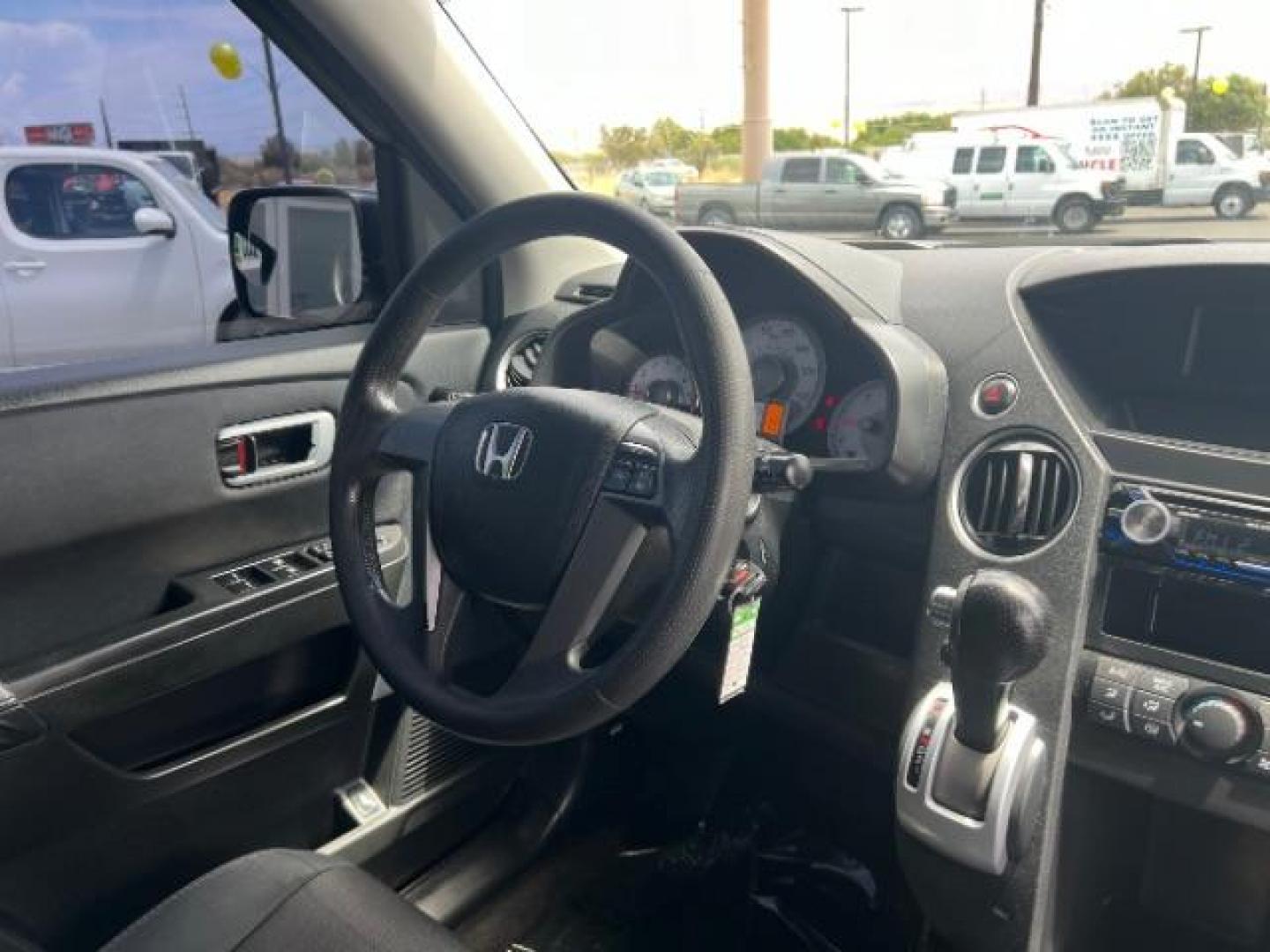 2011 Alabaster Silver Metallic /Gray Cloth Interior Honda Pilot LX 2WD 5-Spd AT (5FNYF3H23BB) with an 3.5L V6 SOHC 24V engine, 5-Speed Automatic transmission, located at 1865 East Red Hills Pkwy, St. George, 84770, (435) 628-0023, 37.120850, -113.543640 - Photo#30