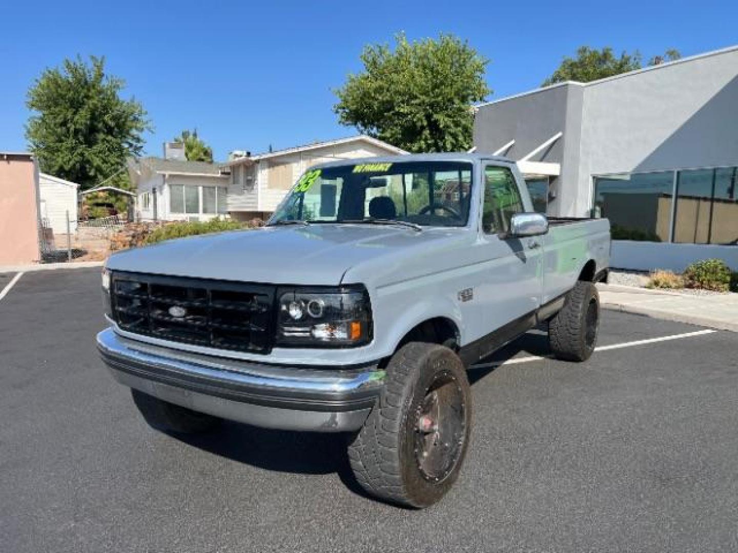 1993 Grey /Tan Cloth Interior Ford F-150 S Reg. Cab Long Bed 4WD (1FTEF14N2PL) with an 5.0L V8 OHV 16V engine, 4-Speed Automatic transmission, located at 1865 East Red Hills Pkwy, St. George, 84770, (435) 628-0023, 37.120850, -113.543640 - We specialize in helping ALL people get the best financing available. No matter your credit score, good, bad or none we can get you an amazing rate. Had a bankruptcy, divorce, or repossessions? We give you the green light to get your credit back on the road. Low down and affordable payments that fit - Photo#2