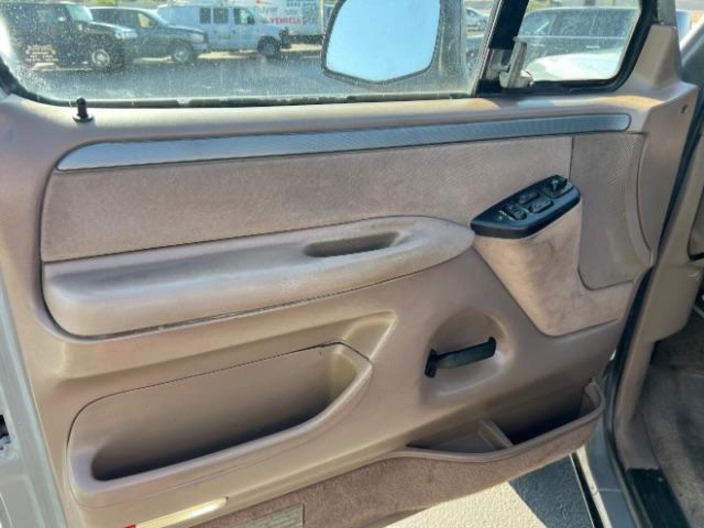 1993 Gray /Tan Cloth Interior Ford F-150 S Reg. Cab Long Bed 4WD (1FTEF14N2PL) with an 5.0L V8 OHV 16V engine, 4-Speed Automatic transmission, located at 1865 East Red Hills Pkwy, St. George, 84770, (435) 628-0023, 37.120850, -113.543640 - We specialize in helping ALL people get the best financing available. No matter your credit score, good, bad or none we can get you an amazing rate. Had a bankruptcy, divorce, or repossessions? We give you the green light to get your credit back on the road. Low down and affordable payments that fit - Photo#12