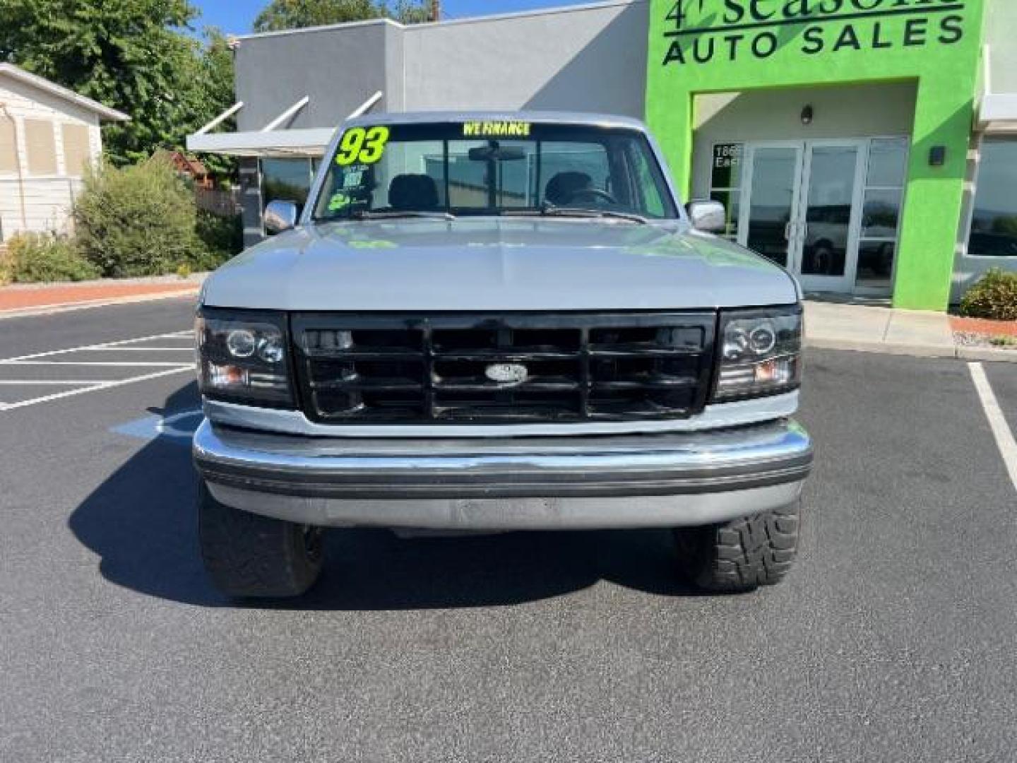 1993 Gray /Tan Cloth Interior Ford F-150 S Reg. Cab Long Bed 4WD (1FTEF14N2PL) with an 5.0L V8 OHV 16V engine, 4-Speed Automatic transmission, located at 1865 East Red Hills Pkwy, St. George, 84770, (435) 628-0023, 37.120850, -113.543640 - We specialize in helping ALL people get the best financing available. No matter your credit score, good, bad or none we can get you an amazing rate. Had a bankruptcy, divorce, or repossessions? We give you the green light to get your credit back on the road. Low down and affordable payments that fit - Photo#1