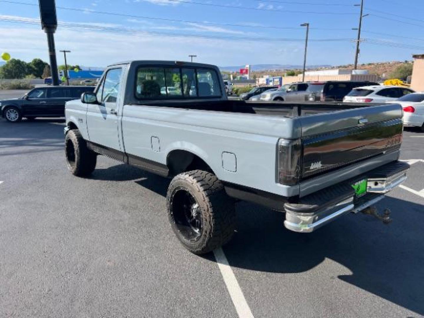 1993 Gray /Tan Cloth Interior Ford F-150 S Reg. Cab Long Bed 4WD (1FTEF14N2PL) with an 5.0L V8 OHV 16V engine, 4-Speed Automatic transmission, located at 1865 East Red Hills Pkwy, St. George, 84770, (435) 628-0023, 37.120850, -113.543640 - We specialize in helping ALL people get the best financing available. No matter your credit score, good, bad or none we can get you an amazing rate. Had a bankruptcy, divorce, or repossessions? We give you the green light to get your credit back on the road. Low down and affordable payments that fit - Photo#4