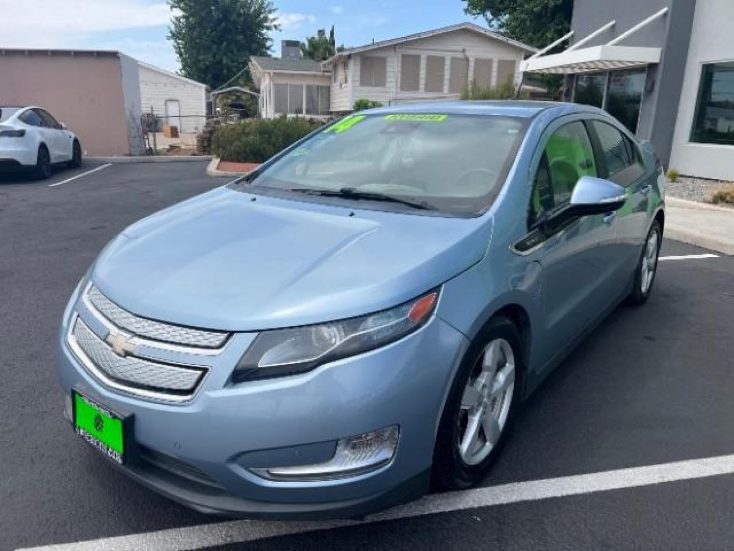 2014 Blue /Tan Cloth Interior Chevrolet Volt Premium w/ Navigation and LEP (1G1RH6E45EU) with an 1.4L L4 DOHC 16V PLUG-IN HYBRID engine, Continuously Variable Transmission transmission, located at 940 North Main Street, Cedar City, UT, 84720, (435) 628-0023, 37.692936, -113.061897 - ***This vehicle qualifies for the EV/Hybrid tax rebate of up to $4,000*** We are setup with the IRS to recieve direct payments within 72 hours. We file the rebate online with IRS and can credit it to your down payment, reduce the sales price OR give you cashback!! These cars will not last and can o - Photo#2