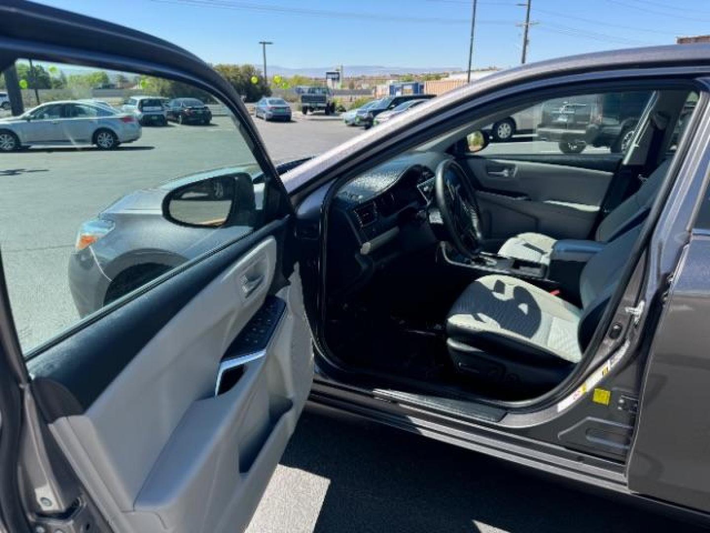 2015 Predawn Gray Mica /Black, leatherette/cloth Toyota Camry SE (4T1BF1FK3FU) with an 2.5L L4 DOHC 16V engine, 6-Speed Automatic transmission, located at 940 North Main Street, Cedar City, UT, 84720, (435) 628-0023, 37.692936, -113.061897 - We specialize in helping ALL people get the best financing available. No matter your credit score, good, bad or none we can get you an amazing rate. Had a bankruptcy, divorce, or repossessions? We give you the green light to get your credit back on the road. Low down and affordable payments that fit - Photo#12