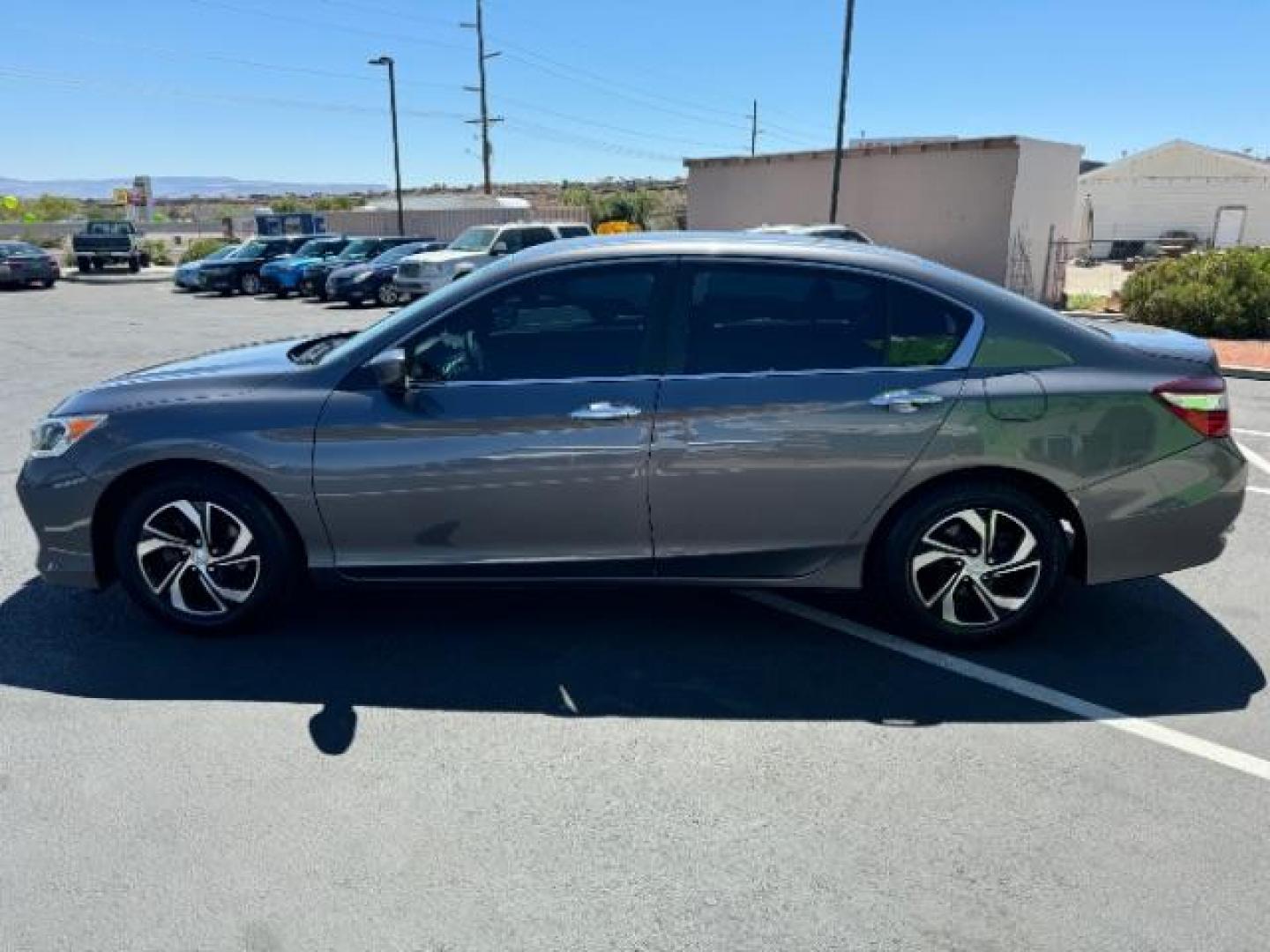 2017 Gray /Black, cloth Honda Accord LX Sedan CVT (1HGCR2F33HA) with an 2.4L L4 DOHC 16V engine, Continuously Variable Transmission transmission, located at 1865 East Red Hills Pkwy, St. George, 84770, (435) 628-0023, 37.120850, -113.543640 - Photo#3