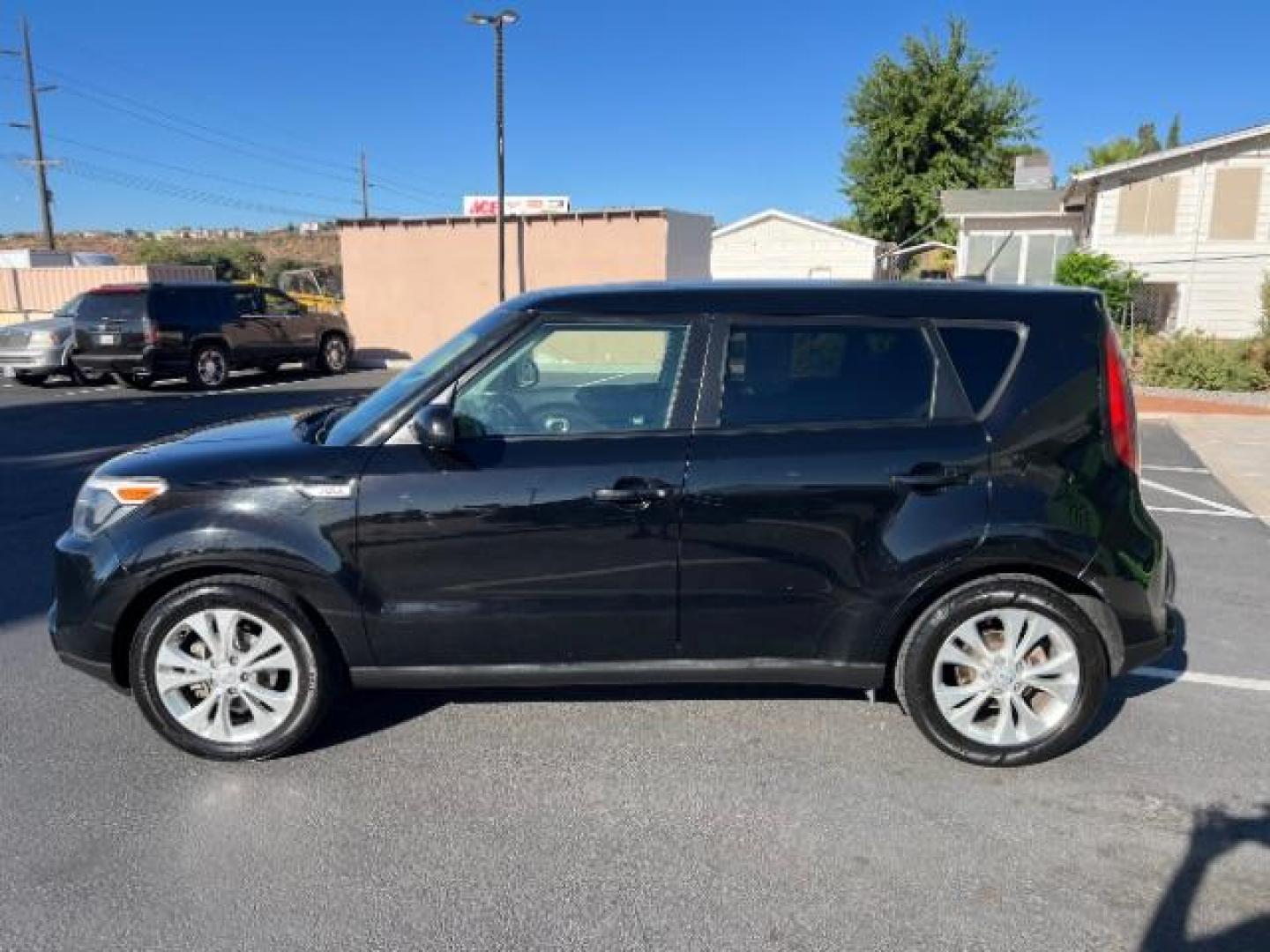 2016 Shadow Black /Black, cloth Kia Soul + (KNDJP3A5XG7) with an 2.0L L4 DOHC 16V engine, 6-Speed Automatic transmission, located at 1865 East Red Hills Pkwy, St. George, 84770, (435) 628-0023, 37.120850, -113.543640 - Photo#3