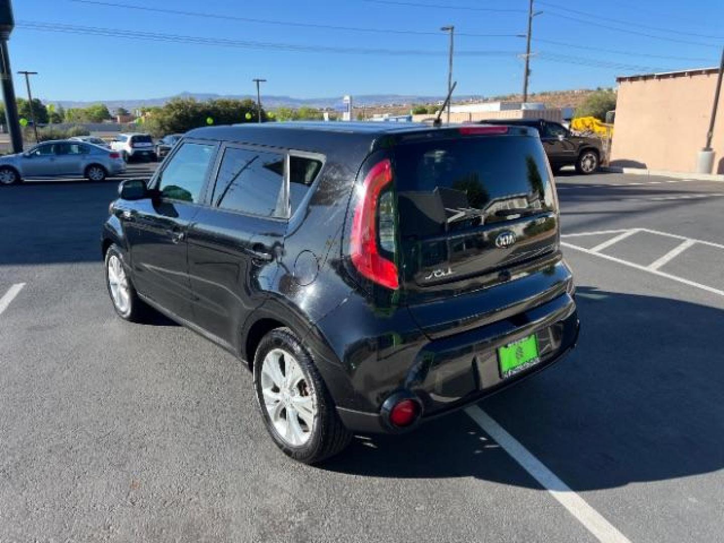 2016 Shadow Black /Black, cloth Kia Soul + (KNDJP3A5XG7) with an 2.0L L4 DOHC 16V engine, 6-Speed Automatic transmission, located at 1865 East Red Hills Pkwy, St. George, 84770, (435) 628-0023, 37.120850, -113.543640 - Photo#4