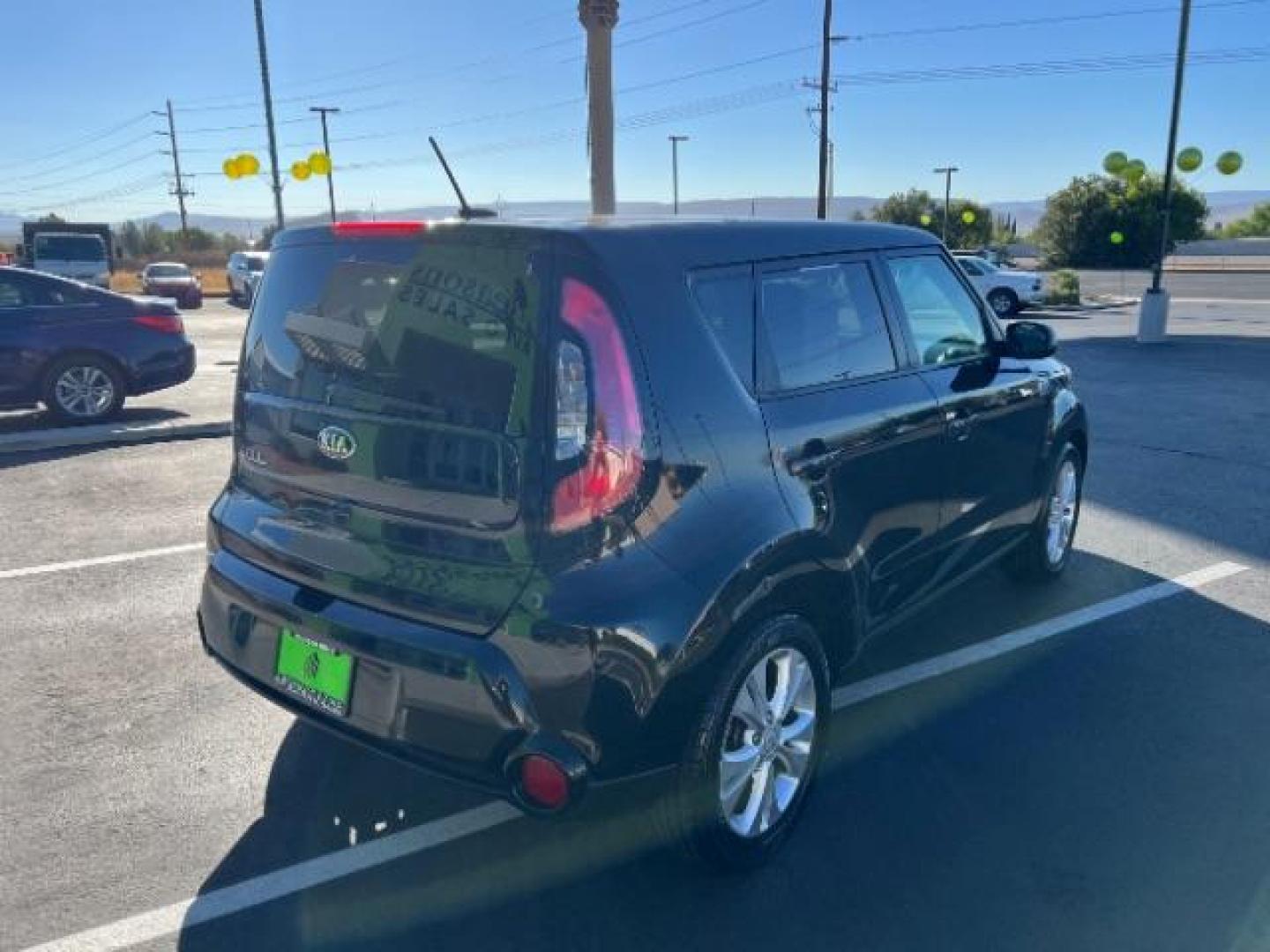 2016 Shadow Black /Black, cloth Kia Soul + (KNDJP3A5XG7) with an 2.0L L4 DOHC 16V engine, 6-Speed Automatic transmission, located at 1865 East Red Hills Pkwy, St. George, 84770, (435) 628-0023, 37.120850, -113.543640 - Photo#6