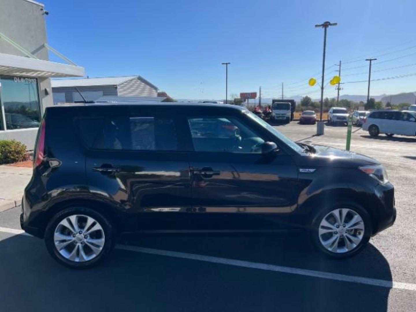 2016 Shadow Black /Black, cloth Kia Soul + (KNDJP3A5XG7) with an 2.0L L4 DOHC 16V engine, 6-Speed Automatic transmission, located at 1865 East Red Hills Pkwy, St. George, 84770, (435) 628-0023, 37.120850, -113.543640 - Photo#7