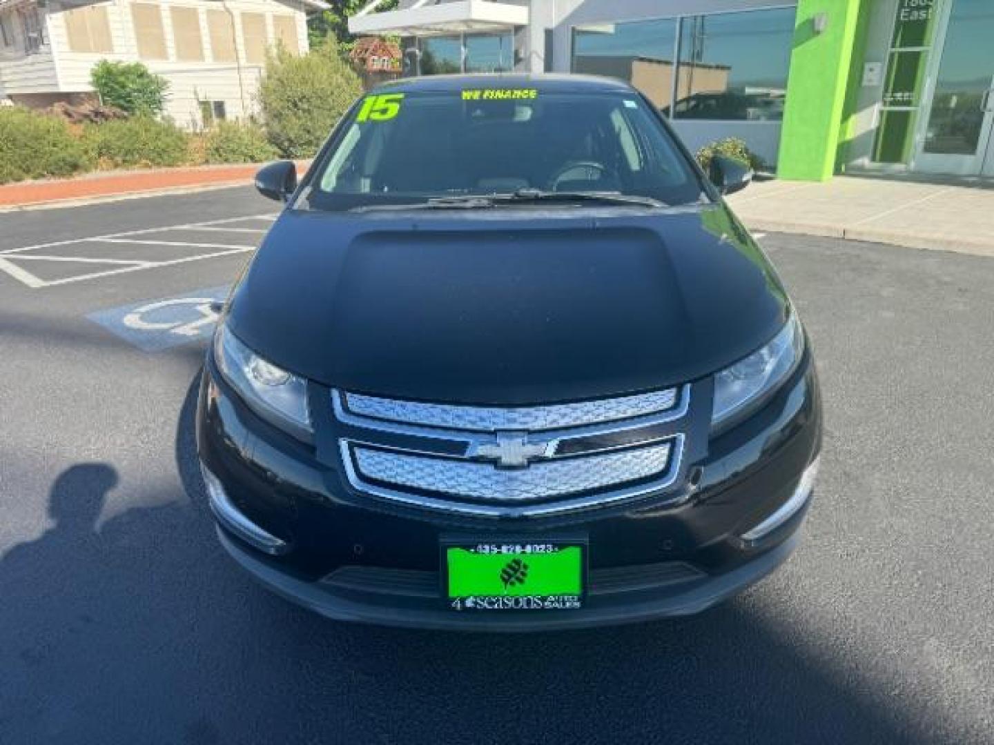 2015 Black /Jet Black/Dark Accents Chevrolet Volt Premium w/ Navigation (1G1RD6E48FU) with an 1.4L L4 DOHC 16V PLUG-IN HYBRID engine, Continuously Variable Transmission transmission, located at 940 North Main Street, Cedar City, UT, 84720, (435) 628-0023, 37.692936, -113.061897 - ***This vehicle qualifies for the EV/Hybrid tax rebate of up to $4,000*** We are setup with the IRS to recieve direct payments within 72 hours. We file the rebate online with IRS and can credit it to your down payment, reduce the sales price OR give you cashback!! These cars will not last and can o - Photo#1