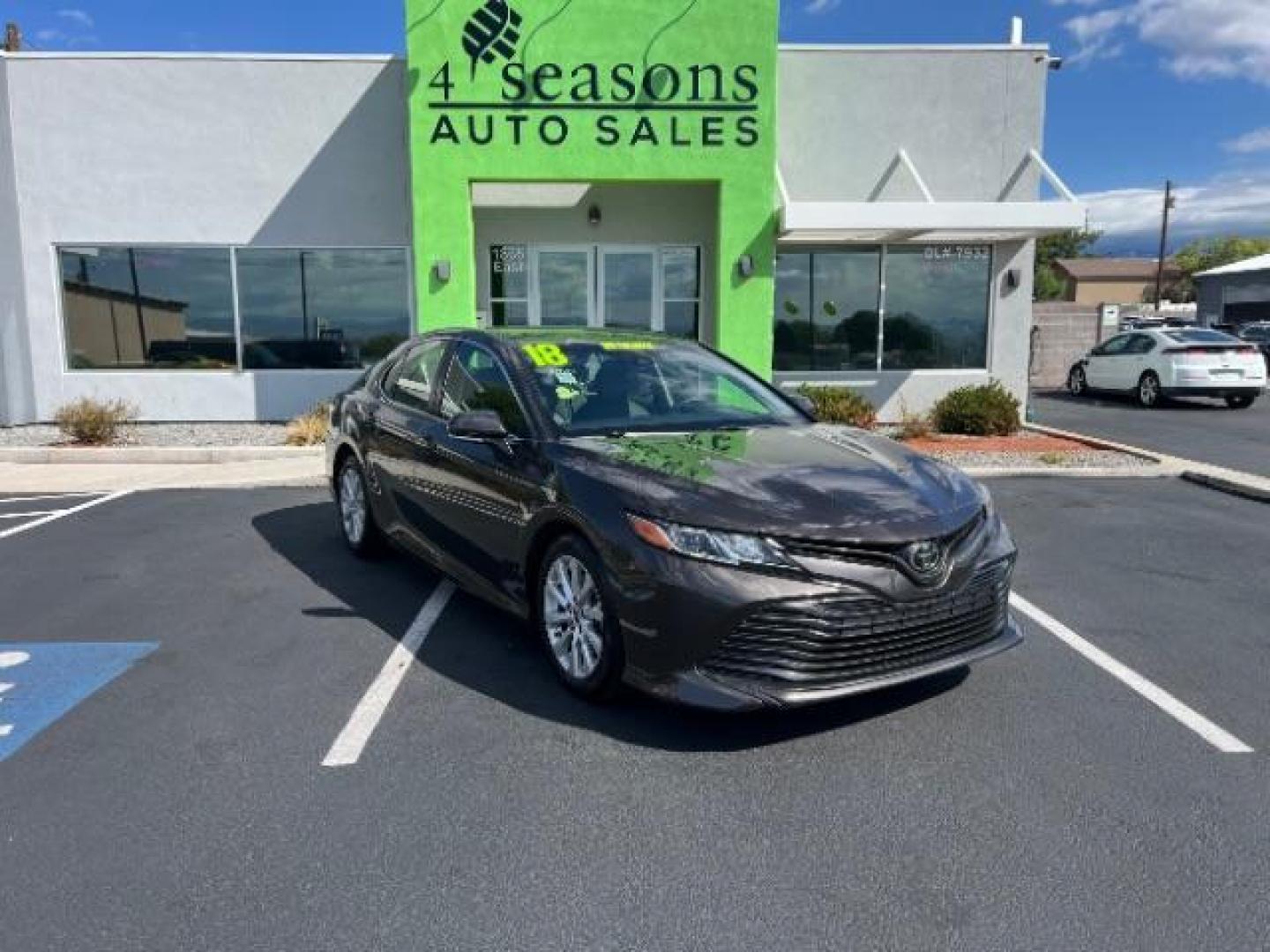 2018 Predawn Gray Mica /Ash, cloth Toyota Camry LE (JTNB11HK6J3) with an 2.5L L4 DOHC 16V engine, 8-Speed Automatic transmission, located at 1865 East Red Hills Pkwy, St. George, 84770, (435) 628-0023, 37.120850, -113.543640 - Photo#0