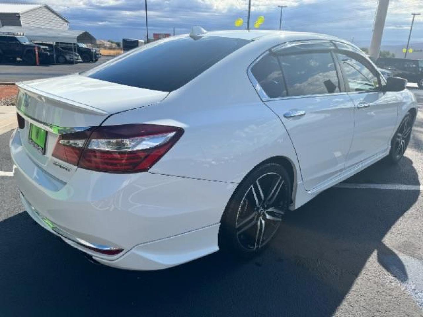 2016 White Orchid Pearl /Black, leatherette/cloth Honda Accord Sport Sedan CVT (1HGCR2F51GA) with an 2.4L L4 DOHC 16V engine, Continuously Variable Transmission transmission, located at 1865 East Red Hills Pkwy, St. George, 84770, (435) 628-0023, 37.120850, -113.543640 - Photo#6