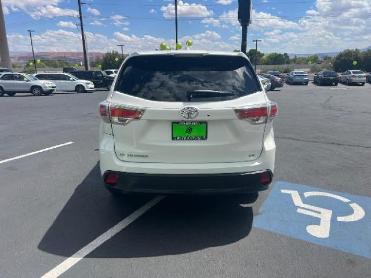 2015 Creme Brulee Mica /Black Leather Interior Toyota Highlander LE FWD V6 (5TDZKRFH8FS) with an 3.5L V6 DOHC 24V engine, 6-Speed Automatic transmission, located at 940 North Main Street, Cedar City, UT, 84720, (435) 628-0023, 37.692936, -113.061897 - We specialize in helping ALL people get the best financing available. No matter your credit score, good, bad or none we can get you an amazing rate. Had a bankruptcy, divorce, or repossessions? We give you the green light to get your credit back on the road. Low down and affordable payments that fit - Photo#3