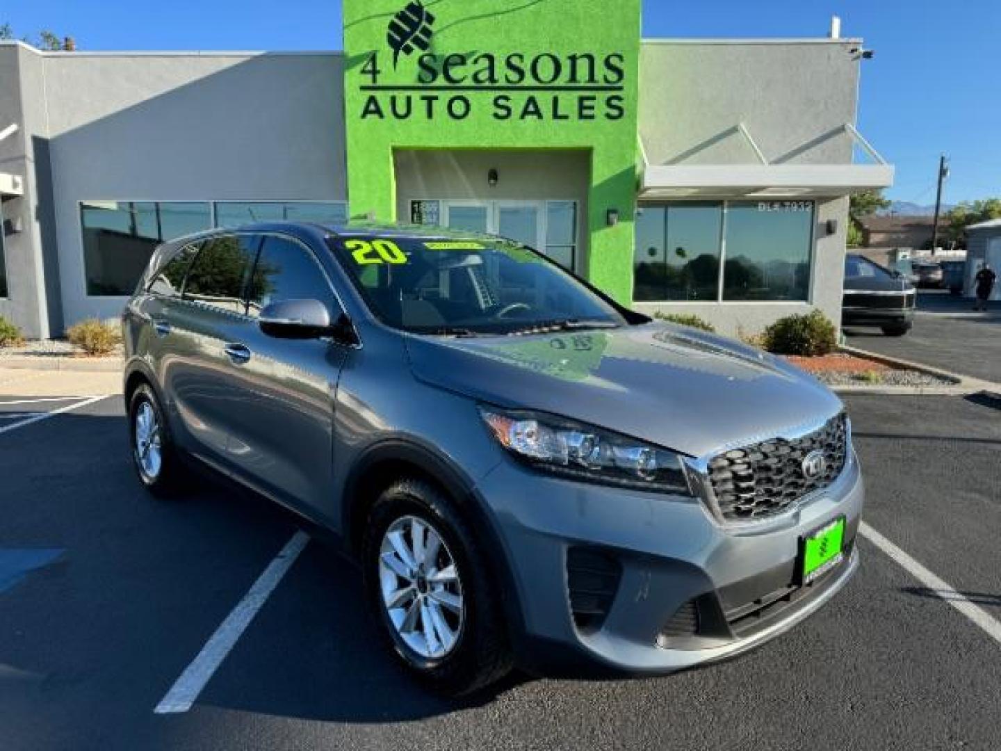 2020 Imperial Blue /Satin Black, cloth Kia Sorento LX 2WD (5XYPG4A38LG) with an 2.4L L4 DOHC 16V engine, 6-Speed Automatic transmission, located at 1865 East Red Hills Pkwy, St. George, 84770, (435) 628-0023, 37.120850, -113.543640 - We specialize in helping ALL people get the best financing available. No matter your credit score, good, bad or none we can get you an amazing rate. Had a bankruptcy, divorce, or repossessions? We give you the green light to get your credit back on the road. Low down and affordable payments that fit - Photo#0