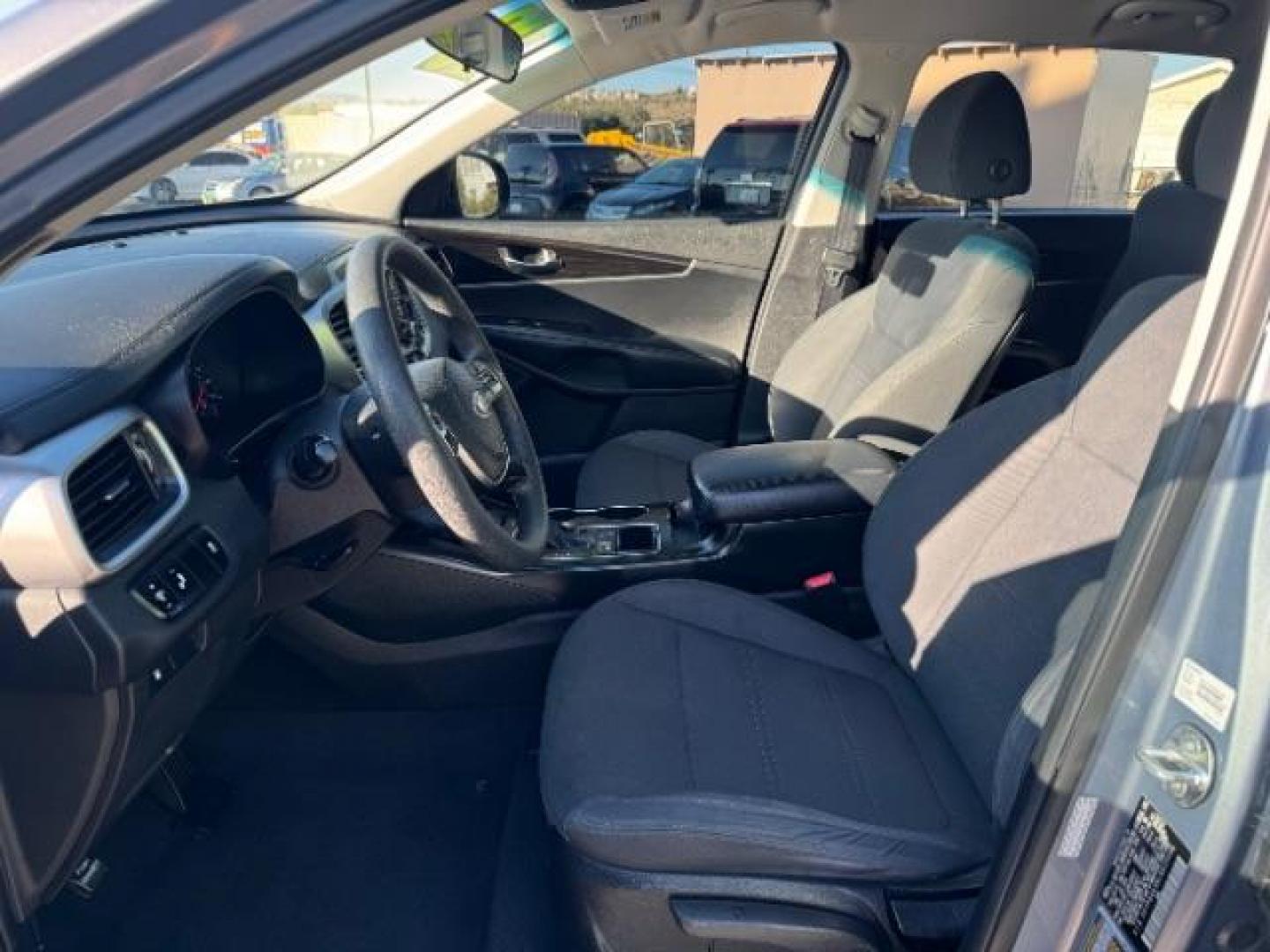 2020 Imperial Blue /Satin Black, cloth Kia Sorento LX 2WD (5XYPG4A38LG) with an 2.4L L4 DOHC 16V engine, 6-Speed Automatic transmission, located at 1865 East Red Hills Pkwy, St. George, 84770, (435) 628-0023, 37.120850, -113.543640 - We specialize in helping ALL people get the best financing available. No matter your credit score, good, bad or none we can get you an amazing rate. Had a bankruptcy, divorce, or repossessions? We give you the green light to get your credit back on the road. Low down and affordable payments that fit - Photo#13