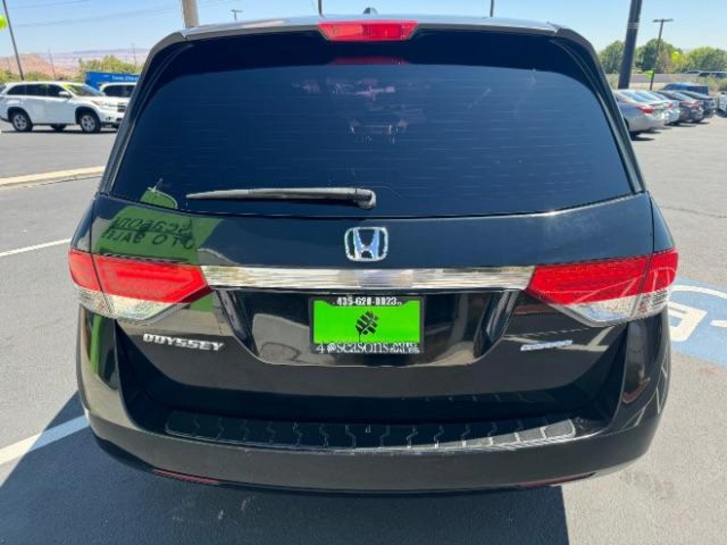 2016 Crystal Black Pearl /Truffle, cloth Honda Odyssey SE (5FNRL5H36GB) with an 3.5L V6 SOHC 24V engine, 6-Speed Automatic transmission, located at 1865 East Red Hills Pkwy, St. George, 84770, (435) 628-0023, 37.120850, -113.543640 - Photo#5