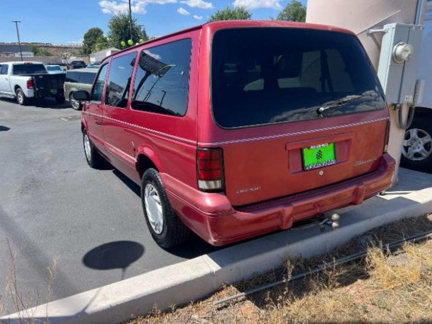 1994 Red /Black Interior Dodge Grand Caravan SE (1B4GH44R7RX) with an 3.3L V6 OHV 12V engine, 4-Speed Automatic transmission, located at 1865 East Red Hills Pkwy, St. George, 84770, (435) 628-0023, 37.120850, -113.543640 - This vehicle is a Mechanic Special. This means it will need some love. Runs a drives fine but has body damage, leaks or other mechanical issues. It did NOT pass our 50 point inspection. Get a great deal on a less than perfect car. These cars do NOT qualify for our in house financing. Cash and carry, - Photo#4