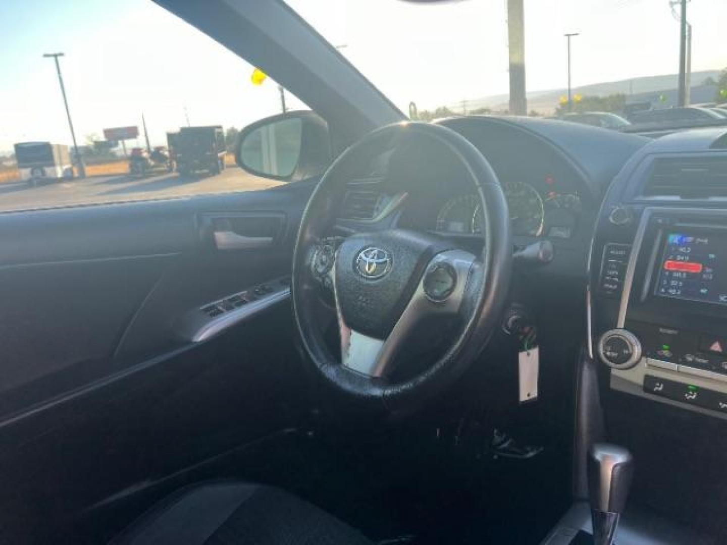 2013 Super White /Black/Ash 2-Tone Toyota Camry SE (4T1BF1FK9DU) with an 2.5L L4 DOHC 16V engine, 6-Speed Automatic transmission, located at 940 North Main Street, Cedar City, UT, 84720, (435) 628-0023, 37.692936, -113.061897 - We specialize in helping ALL people get the best financing available. No matter your credit score, good, bad or none we can get you an amazing rate. Had a bankruptcy, divorce, or repossessions? We give you the green light to get your credit back on the road. Low down and affordable payments that fit - Photo#32