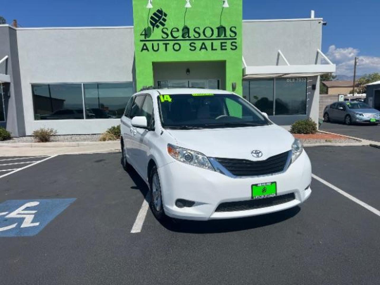 2014 Super White /Light Gray Toyota Sienna LE FWD 8-Passenger V6 (5TDKK3DC1ES) with an 3.5L V6 EFI DOHC 24V engine, 5-Speed Automatic transmission, located at 1865 East Red Hills Pkwy, St. George, 84770, (435) 628-0023, 37.120850, -113.543640 - Photo#0