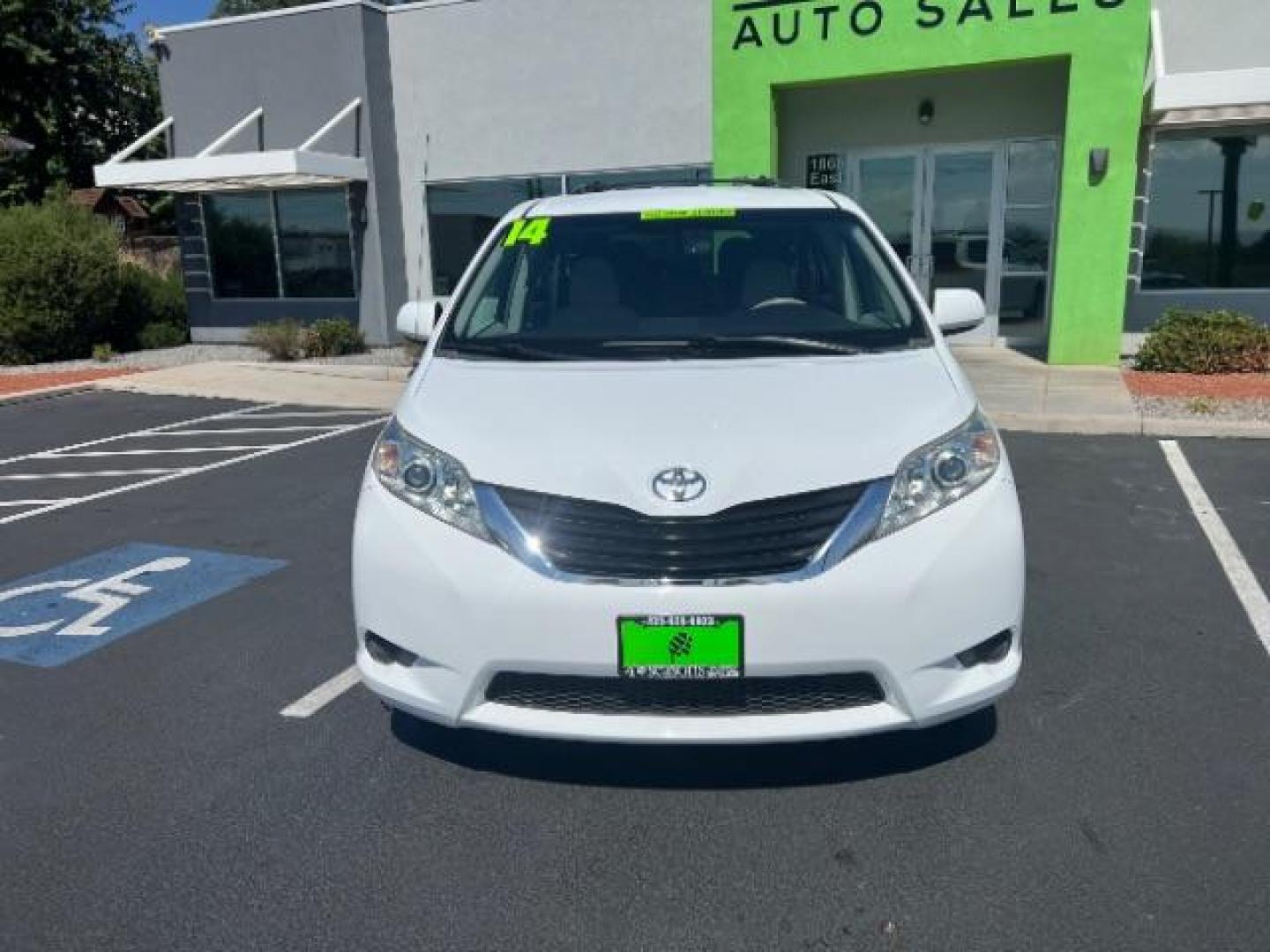 2014 Super White /Light Gray Toyota Sienna LE FWD 8-Passenger V6 (5TDKK3DC1ES) with an 3.5L V6 EFI DOHC 24V engine, 5-Speed Automatic transmission, located at 1865 East Red Hills Pkwy, St. George, 84770, (435) 628-0023, 37.120850, -113.543640 - Photo#1