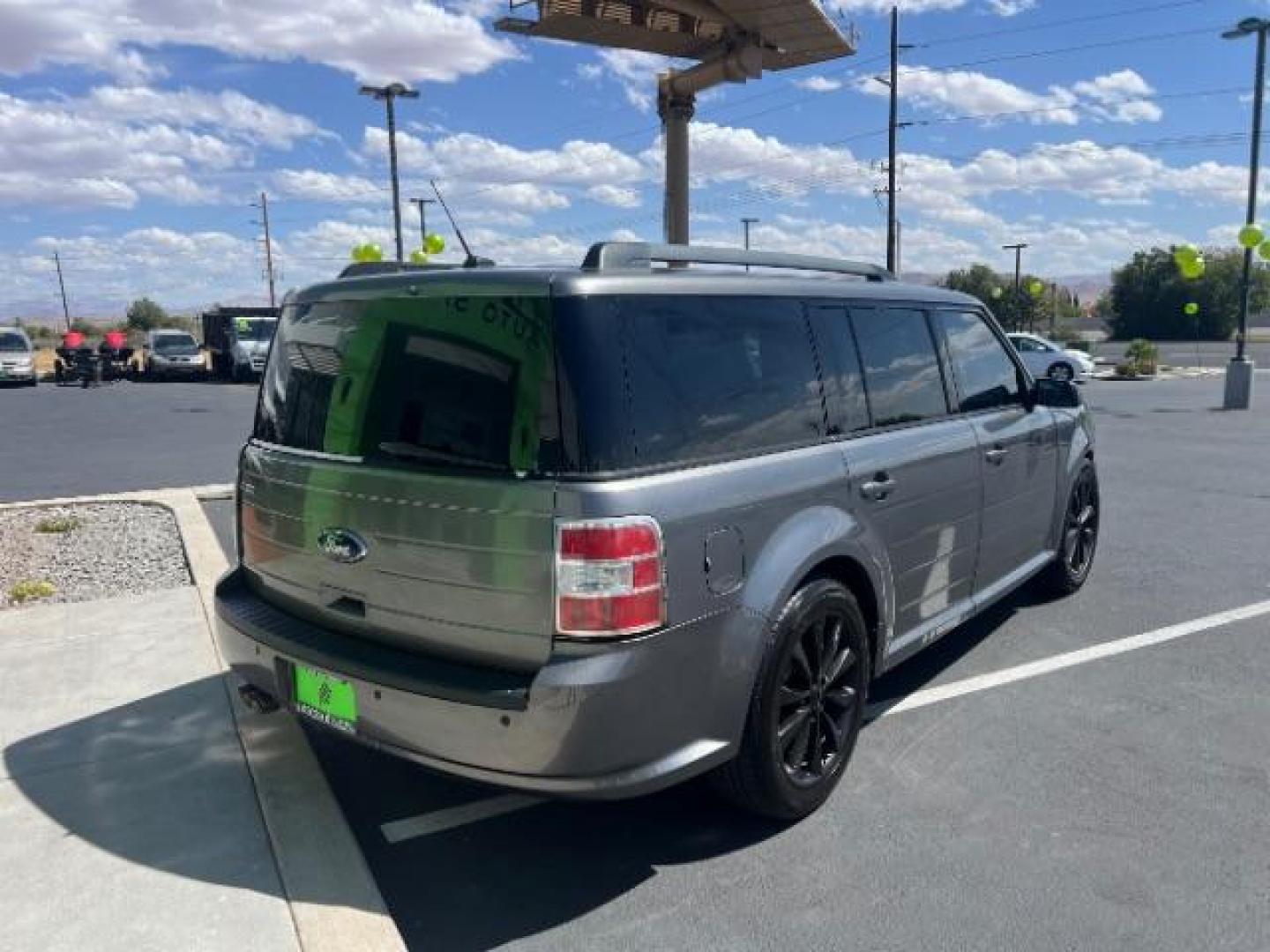 2009 Sterling Grey Metallic /Medium Light Stone Cloth Interior Ford Flex SE FWD (2FMDK51C49B) with an 3.5L V6 DOHC 24V engine, 6-Speed Automatic transmission, located at 1865 East Red Hills Pkwy, St. George, 84770, (435) 628-0023, 37.120850, -113.543640 - We specialize in helping ALL people get the best financing available. No matter your credit score, good, bad or none we can get you an amazing rate. Had a bankruptcy, divorce, or repossessions? We give you the green light to get your credit back on the road. Low down and affordable payments that fit - Photo#6