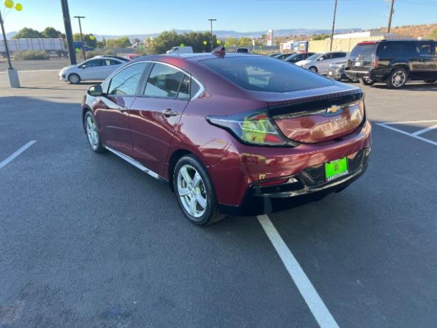 2017 Siren Red Tintcoat /Jet Black/Brandy, leather Chevrolet Volt Premier (1G1RD6S55HU) with an 1.5L L4 DOHC 16V PLUG-IN HYBRID engine, Continuously Variable Transmission transmission, located at 1865 East Red Hills Pkwy, St. George, 84770, (435) 628-0023, 37.120850, -113.543640 - ***This vehicle qualifies for the EV/Hybrid tax rebate of up to $4,000*** We are setup with the IRS to recieve direct payments within 72 hours. We file the rebate online with IRS and can credit it to your down payment, reduce the sales price OR give you cashback!! These cars will not last and can o - Photo#4