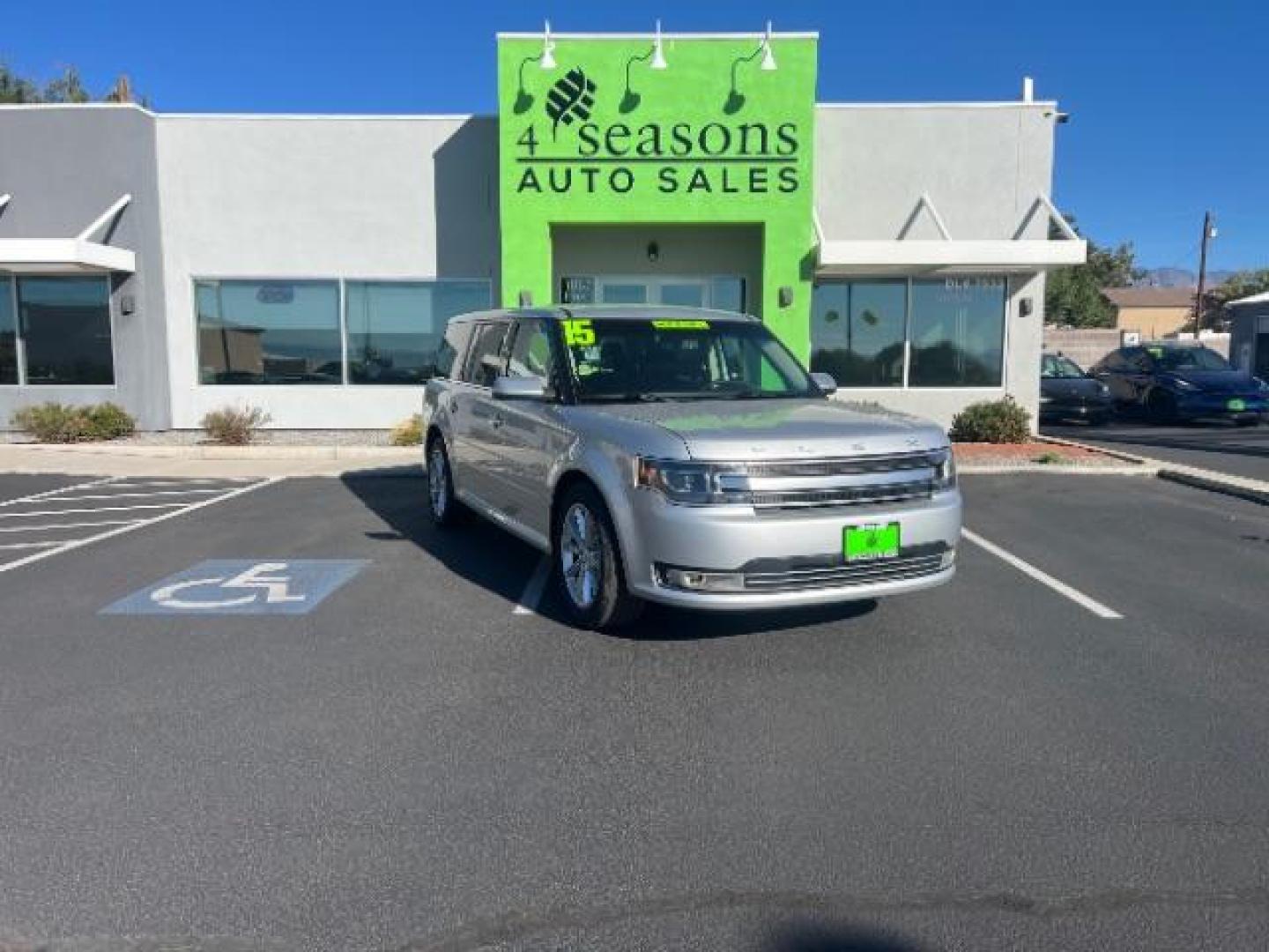 2015 Ingot Silver Metallic /Charcoal Black, leather Ford Flex Limited AWD (2FMHK6D82FB) with an 3.5L V6 DOHC 24V engine, 6-Speed Automatic Overdrive transmission, located at 1865 East Red Hills Pkwy, St. George, 84770, (435) 628-0023, 37.120850, -113.543640 - We specialize in helping ALL people get the best financing available. No matter your credit score, good, bad or none we can get you an amazing rate. Had a bankruptcy, divorce, or repossessions? We give you the green light to get your credit back on the road. Low down and affordable payments that fit - Photo#0