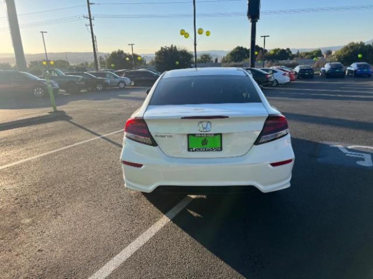 2015 Taffeta White /Black, cloth Honda Civic EX Coupe CVT (2HGFG3B85FH) with an 1.8L L4 SOHC 16V engine, Continuously Variable Transmission transmission, located at 1865 East Red Hills Pkwy, St. George, 84770, (435) 628-0023, 37.120850, -113.543640 - We specialize in helping ALL people get the best financing available. No matter your credit score, good, bad or none we can get you an amazing rate. Had a bankruptcy, divorce, or repossessions? We give you the green light to get your credit back on the road. Low down and affordable payments that fit - Photo#5