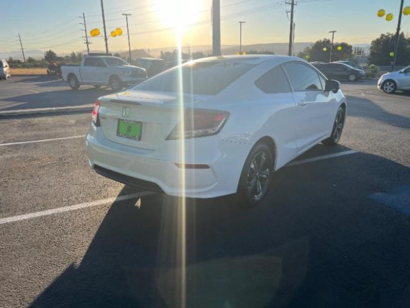 2015 Taffeta White /Black, cloth Honda Civic EX Coupe CVT (2HGFG3B85FH) with an 1.8L L4 SOHC 16V engine, Continuously Variable Transmission transmission, located at 1865 East Red Hills Pkwy, St. George, 84770, (435) 628-0023, 37.120850, -113.543640 - We specialize in helping ALL people get the best financing available. No matter your credit score, good, bad or none we can get you an amazing rate. Had a bankruptcy, divorce, or repossessions? We give you the green light to get your credit back on the road. Low down and affordable payments that fit - Photo#6