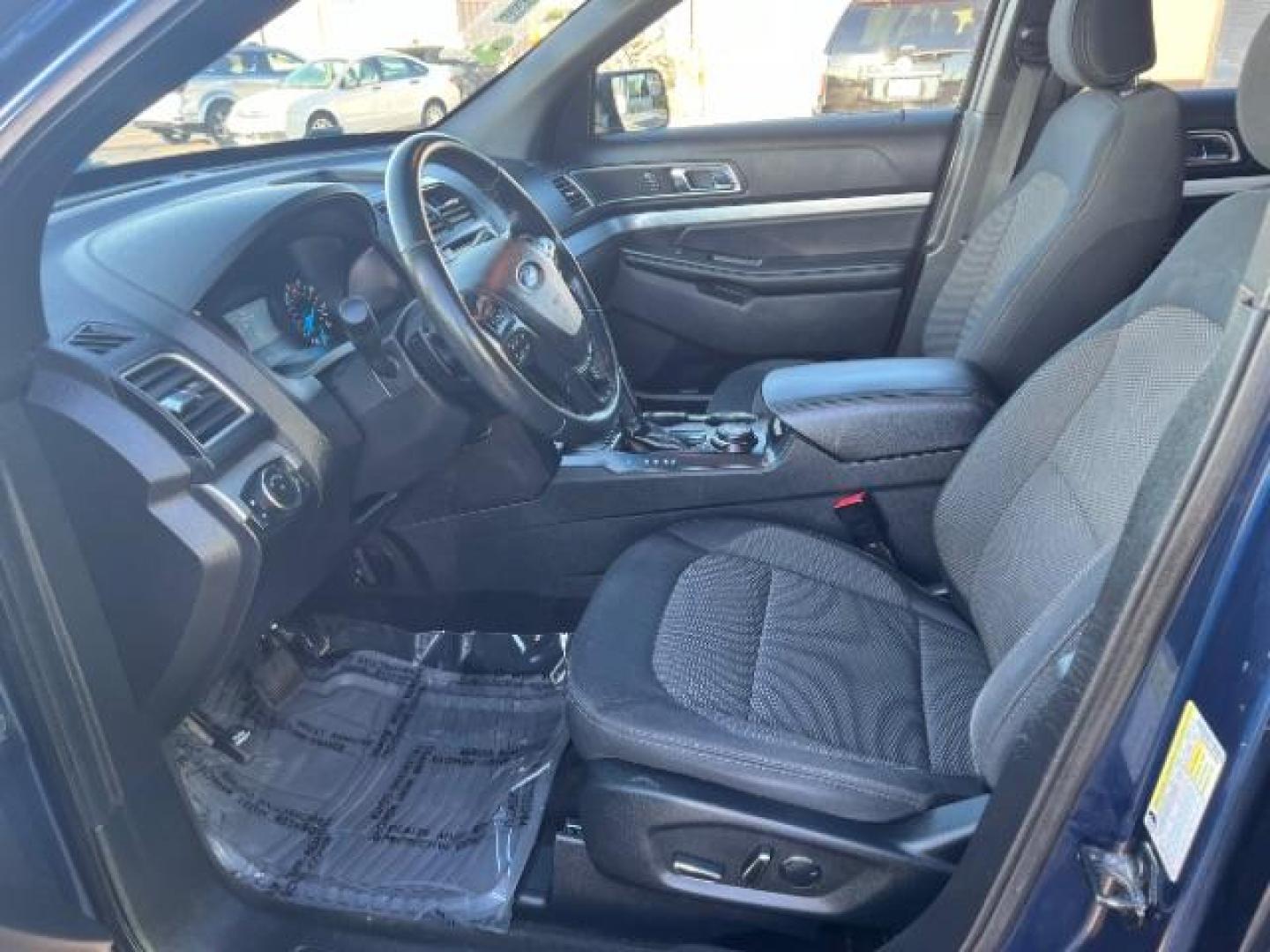 2017 Blue Jeans Metallic /Dark Earth w/Ebony Black, leather/sueded microfibe Ford Explorer XLT 4WD (1FM5K8D80HG) with an 3.5L V6 DOHC 24V engine, 6-Speed Automatic transmission, located at 940 North Main Street, Cedar City, UT, 84720, (435) 628-0023, 37.692936, -113.061897 - Photo#16