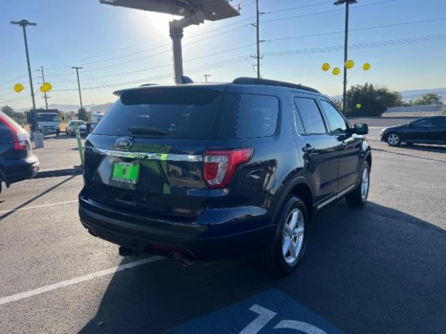 2017 Blue Jeans Metallic /Dark Earth w/Ebony Black, leather/sueded microfibe Ford Explorer XLT 4WD (1FM5K8D80HG) with an 3.5L V6 DOHC 24V engine, 6-Speed Automatic transmission, located at 940 North Main Street, Cedar City, UT, 84720, (435) 628-0023, 37.692936, -113.061897 - Photo#6