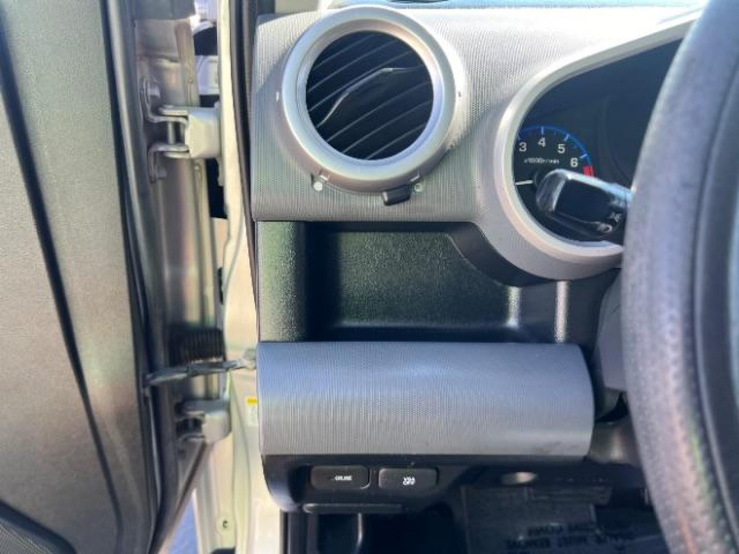 2007 Alabaster Silver Metallic /Gray/Black Cloth Interior Honda Element EX 4WD AT (5J6YH28727L) with an 2.4L L4 DOHC 16V engine, 5-Speed Automatic transmission, located at 1865 East Red Hills Pkwy, St. George, 84770, (435) 628-0023, 37.120850, -113.543640 - We specialize in helping ALL people get the best financing available. No matter your credit score, good, bad or none we can get you an amazing rate. Had a bankruptcy, divorce, or repossessions? We give you the green light to get your credit back on the road. Low down and affordable payments that fit - Photo#17