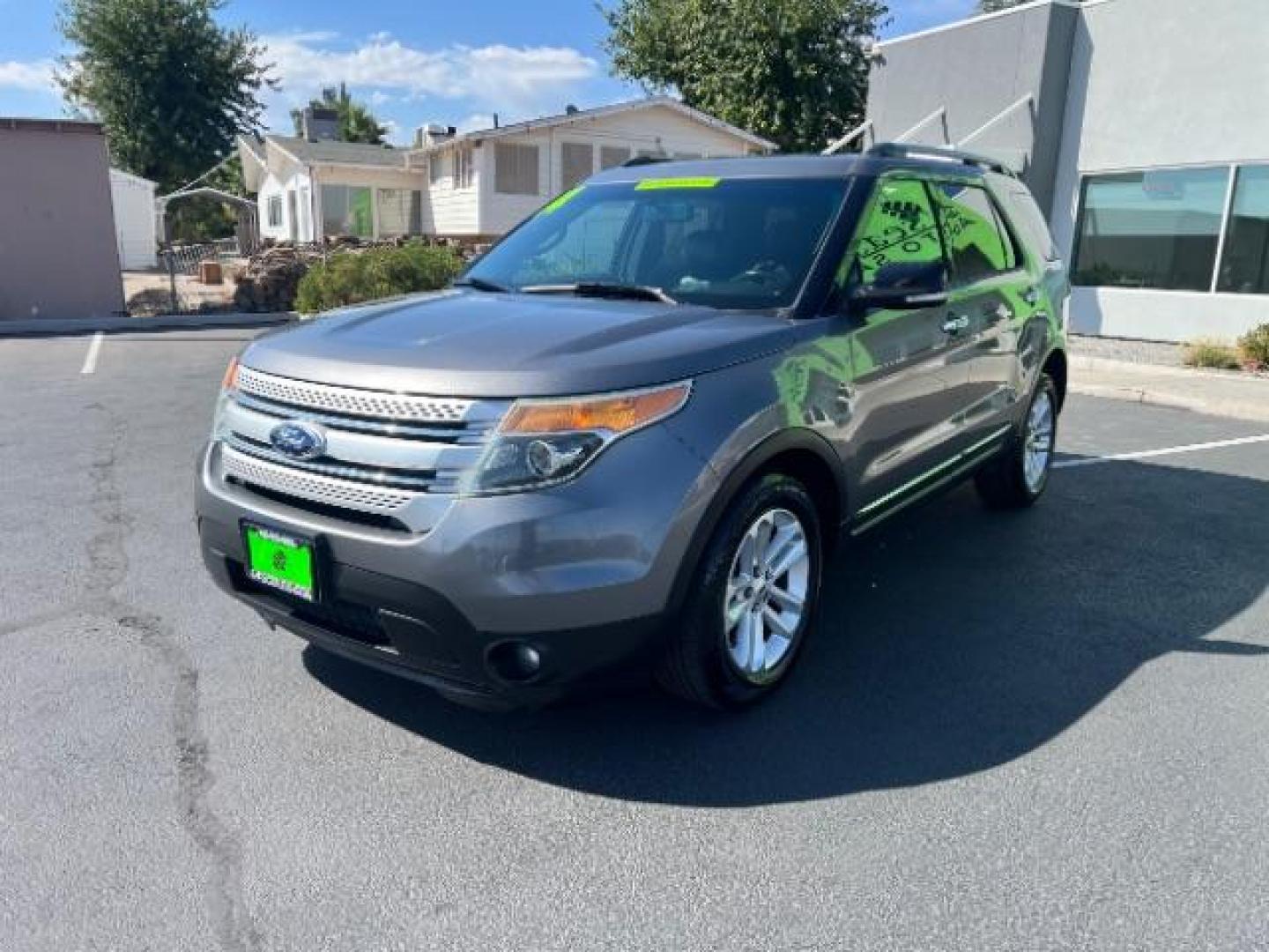 2014 Sterling Gray Metallic /Charcoal Black Ford Explorer XLT FWD (1FM5K7D85EG) with an 3.5L V6 DOHC 24V engine, 6-Speed Automatic transmission, located at 1865 East Red Hills Pkwy, St. George, 84770, (435) 628-0023, 37.120850, -113.543640 - We specialize in helping ALL people get the best financing available. No matter your credit score, good, bad or none we can get you an amazing rate. Had a bankruptcy, divorce, or repossessions? We give you the green light to get your credit back on the road. Low down and affordable payments that fit - Photo#2