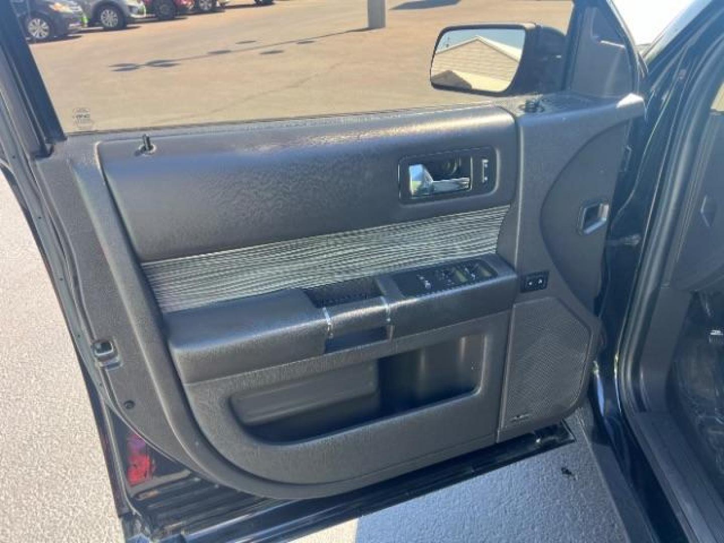 2016 Shadow Black /Black Interior Ford Flex SEL FWD (2FMGK5C86GB) with an 3.5L V6 DOHC 24V engine, 6-Speed Automatic Overdrive transmission, located at 1865 East Red Hills Pkwy, St. George, 84770, (435) 628-0023, 37.120850, -113.543640 - We specialize in helping ALL people get the best financing available. No matter your credit score, good, bad or none we can get you an amazing rate. Had a bankruptcy, divorce, or repossessions? We give you the green light to get your credit back on the road. Low down and affordable payments that fit - Photo#12