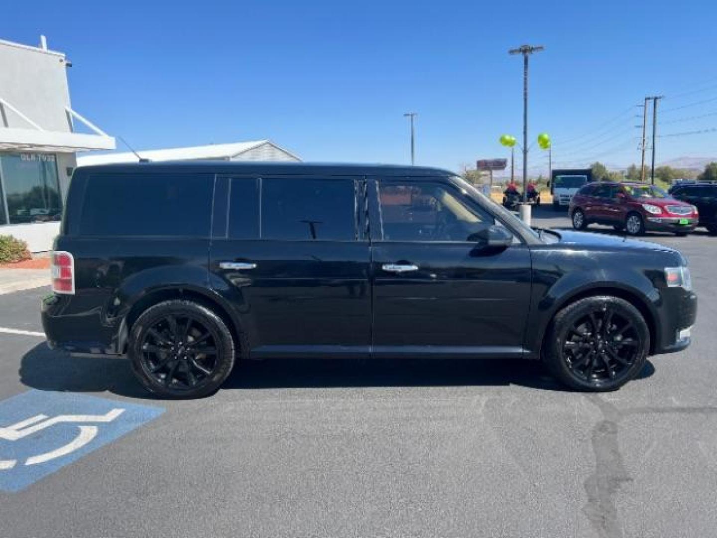 2016 Shadow Black /Black Interior Ford Flex SEL FWD (2FMGK5C86GB) with an 3.5L V6 DOHC 24V engine, 6-Speed Automatic Overdrive transmission, located at 1865 East Red Hills Pkwy, St. George, 84770, (435) 628-0023, 37.120850, -113.543640 - We specialize in helping ALL people get the best financing available. No matter your credit score, good, bad or none we can get you an amazing rate. Had a bankruptcy, divorce, or repossessions? We give you the green light to get your credit back on the road. Low down and affordable payments that fit - Photo#7