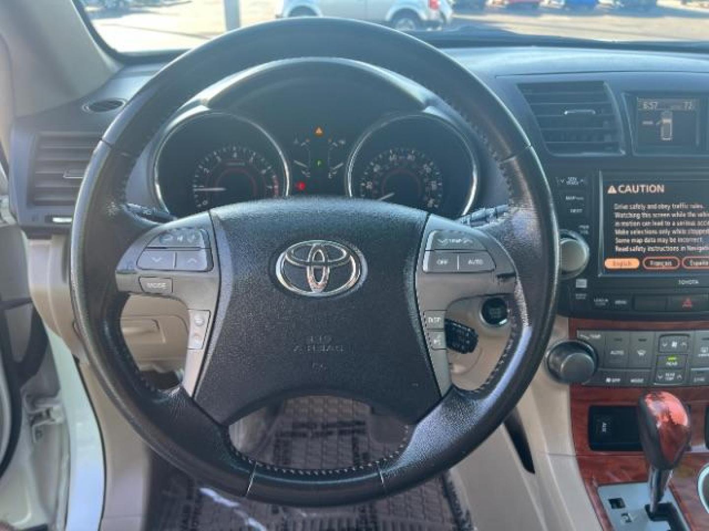 2008 Cypress Pearl /Sand Beige Leather Interior Toyota Highlander Limited 4WD (JTEES42A682) with an 3.5L V6 DOHC 24V engine, 5-Speed Automatic transmission, located at 1865 East Red Hills Pkwy, St. George, 84770, (435) 628-0023, 37.120850, -113.543640 - We specialize in helping ALL people get the best financing available. No matter your credit score, good, bad or none we can get you an amazing rate. Had a bankruptcy, divorce, or repossessions? We give you the green light to get your credit back on the road. Low down and affordable payments that fit - Photo#16